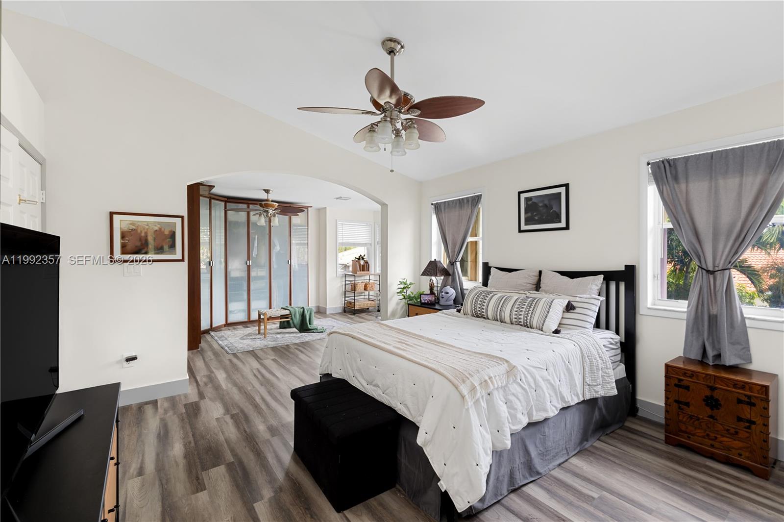 TWIN ACRES - Residential