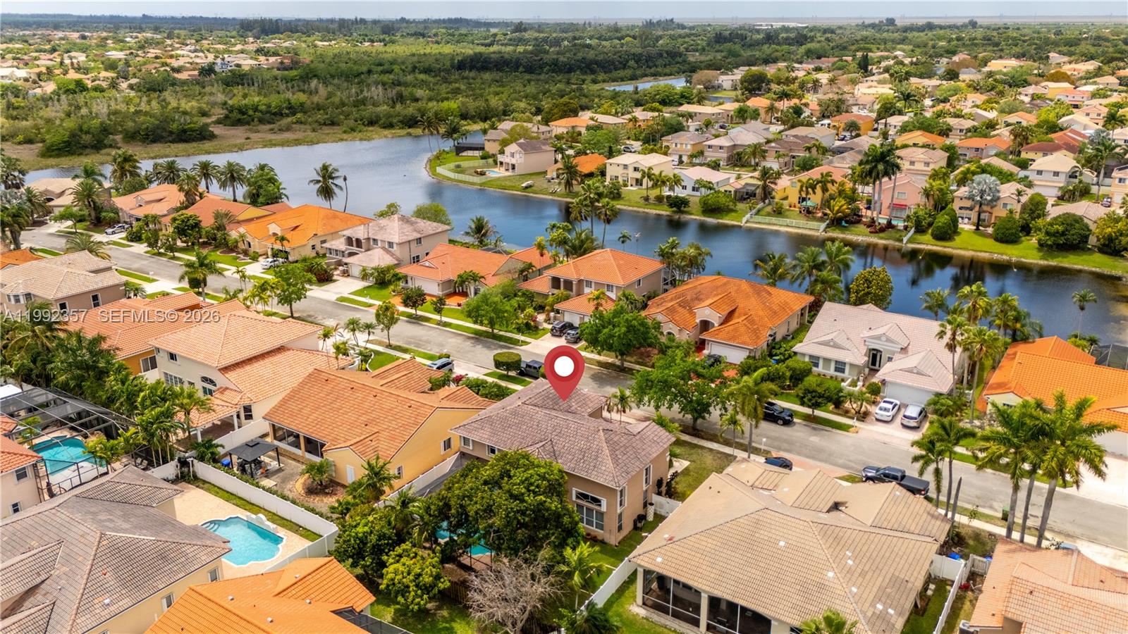 TWIN ACRES - Residential