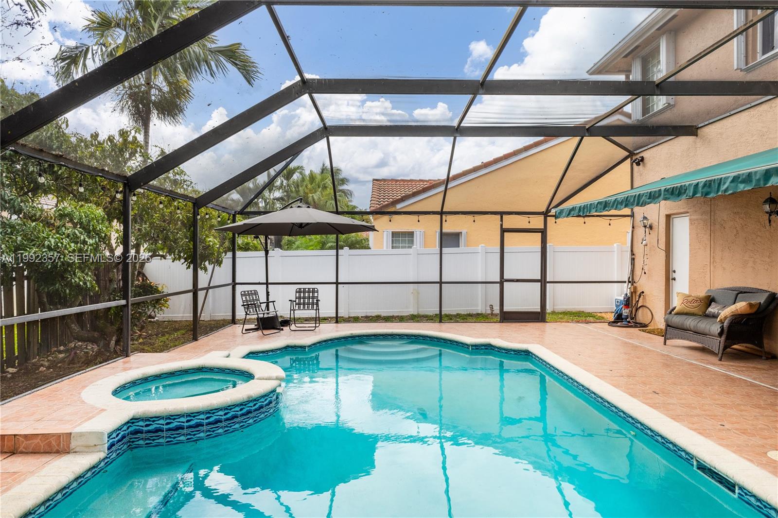 TWIN ACRES - Residential