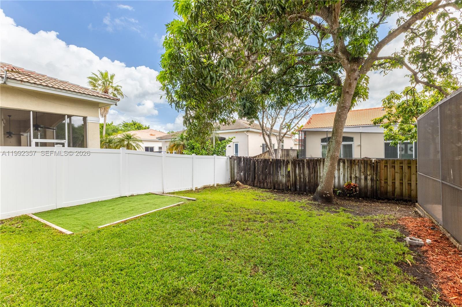 TWIN ACRES - Residential