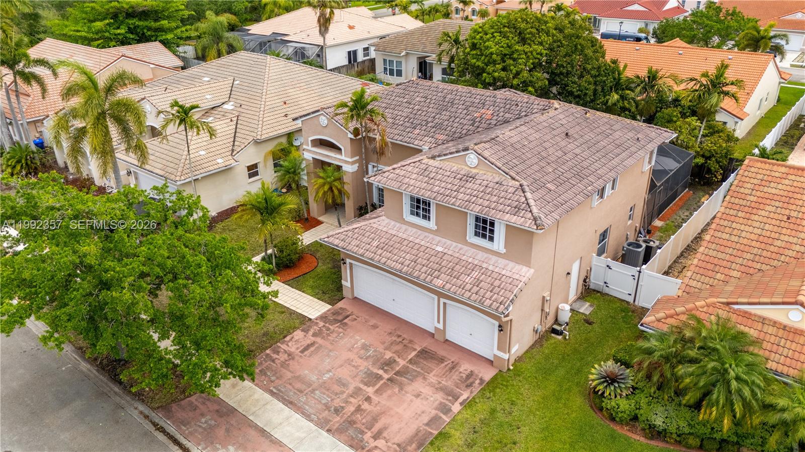 TWIN ACRES - Residential