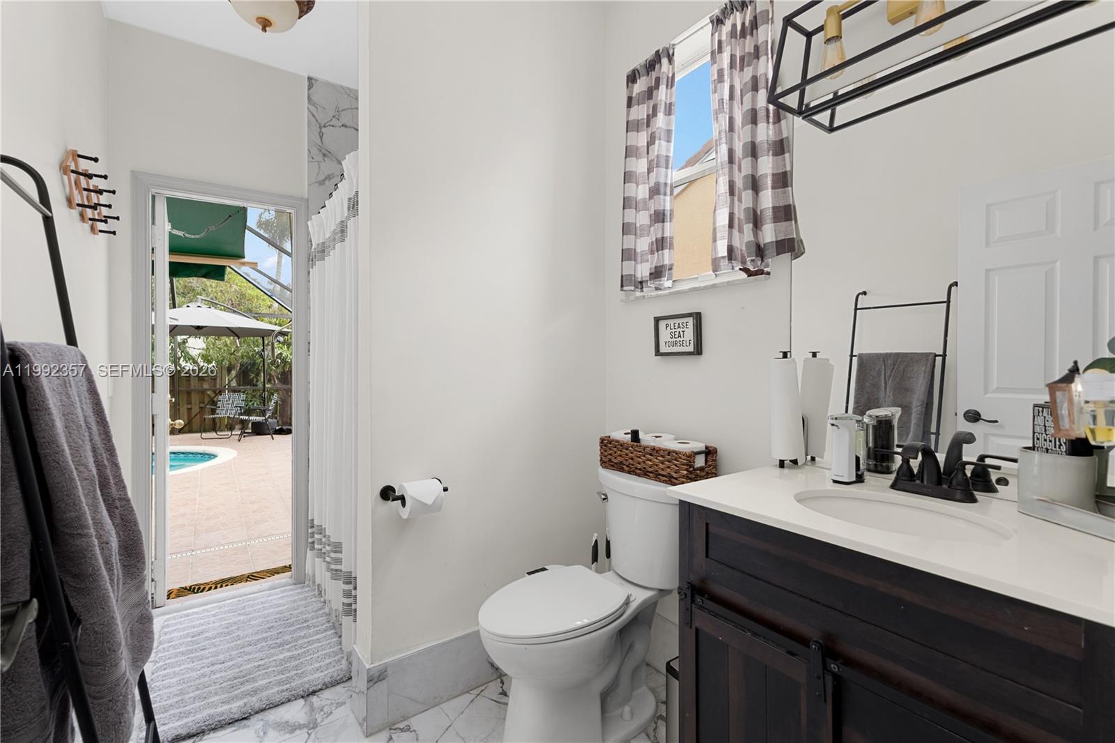 TWIN ACRES - Residential