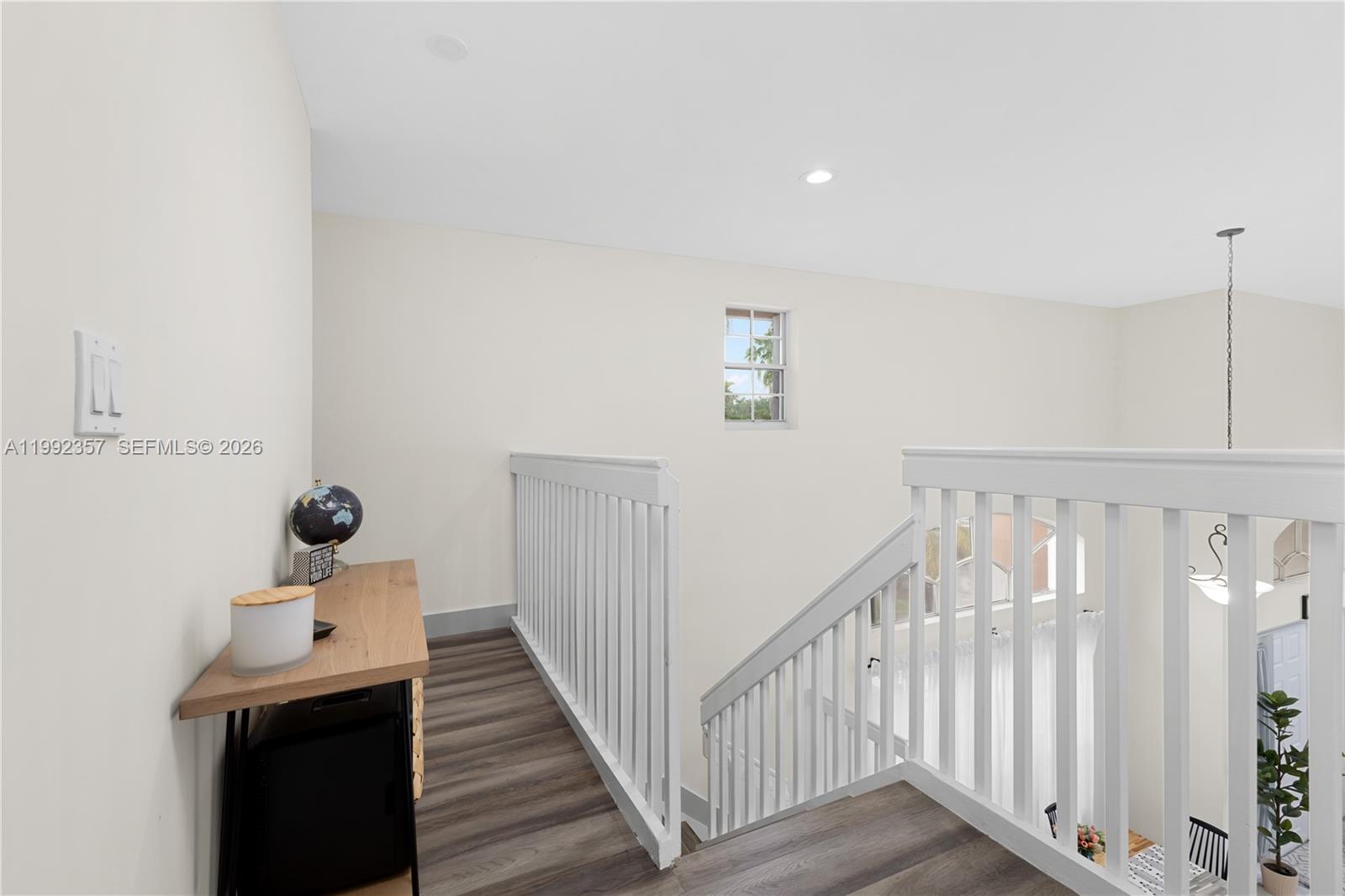 TWIN ACRES - Residential