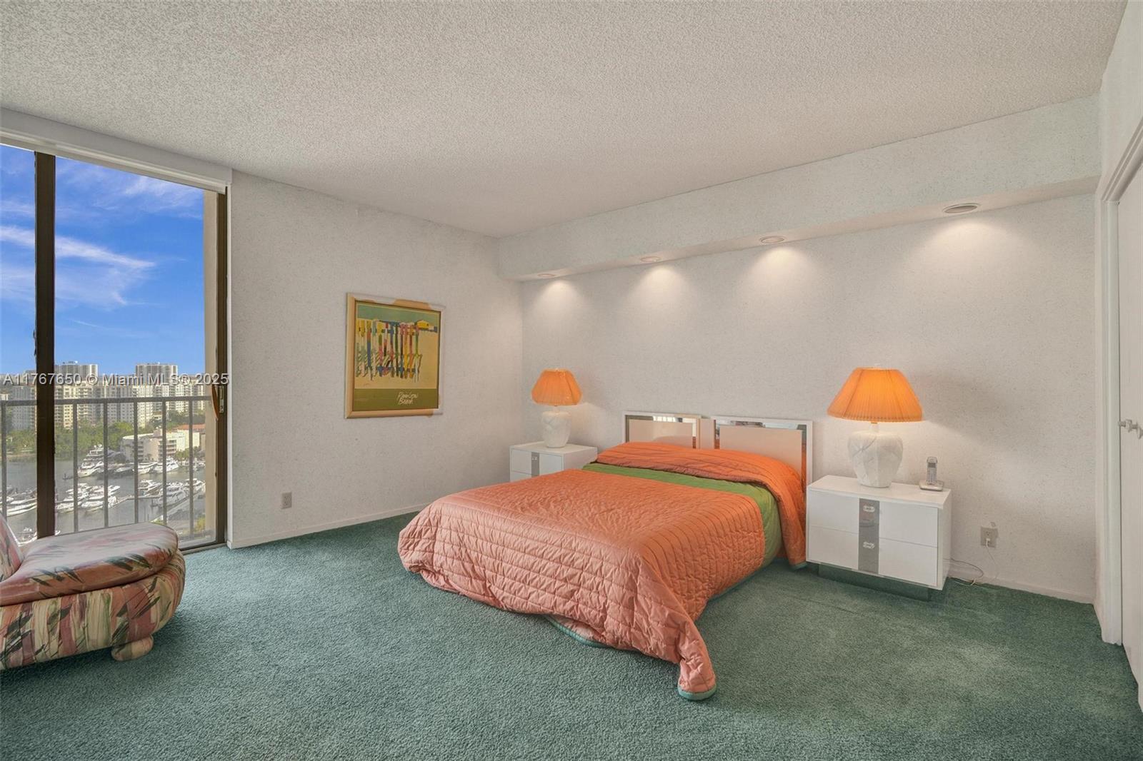 TURNBERRY TOWERS CONDO - Residential