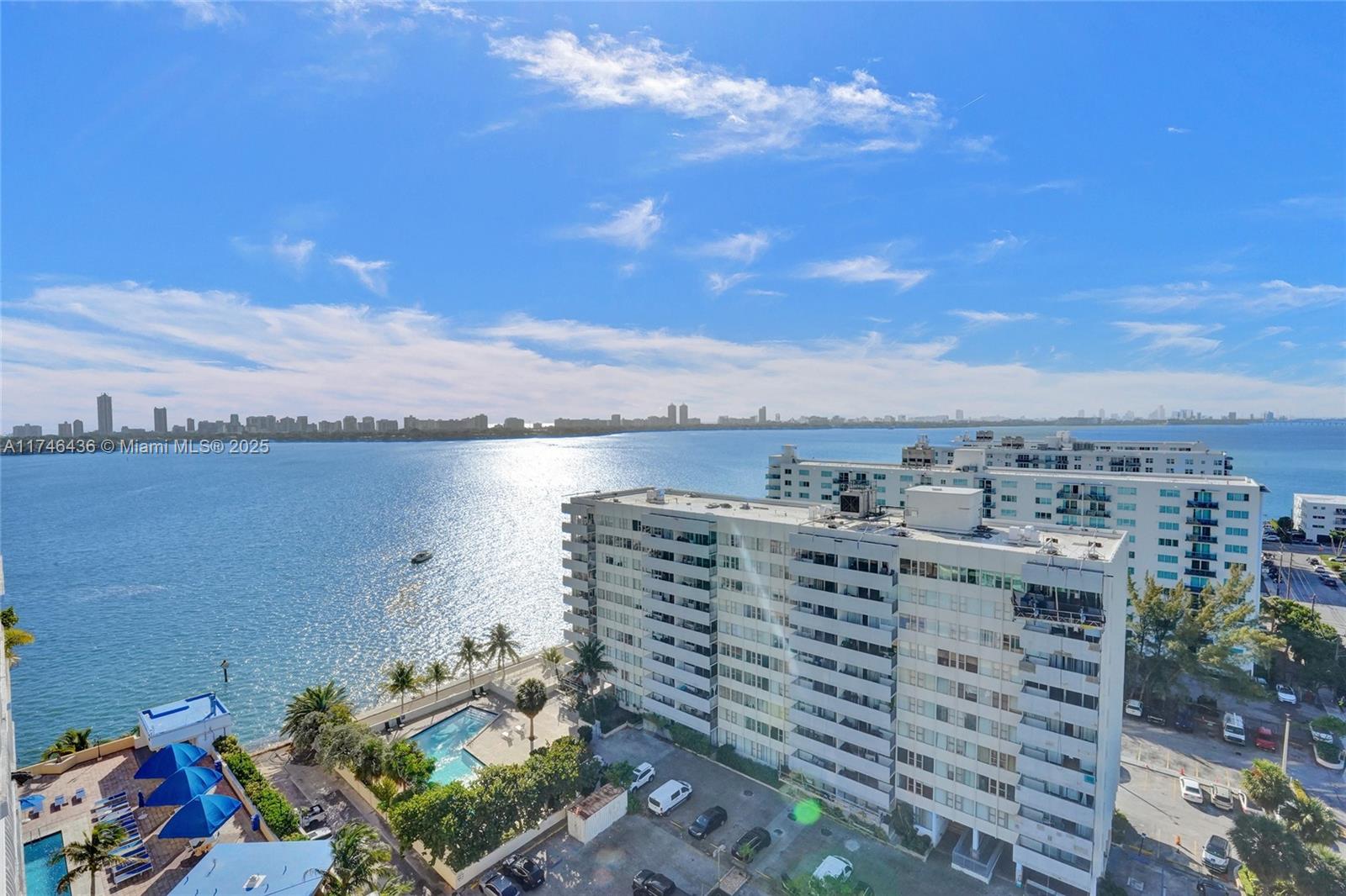 THE GRANDVIEW PALACE COND - Residential