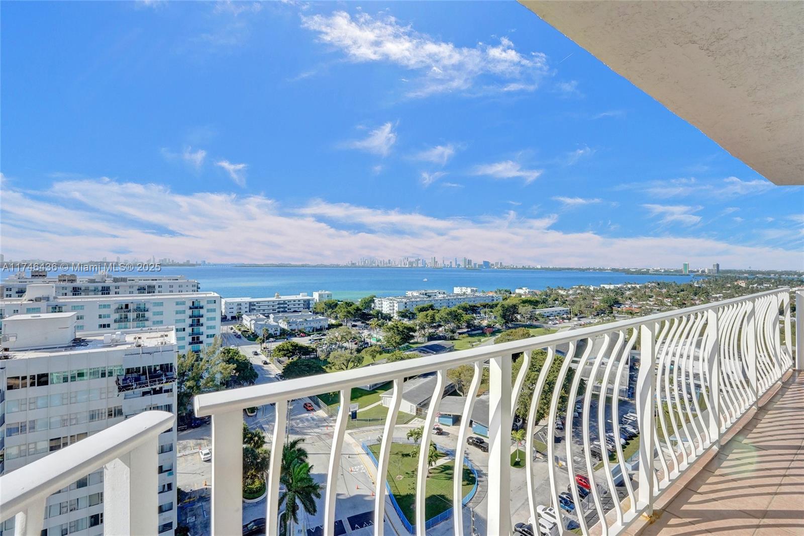 THE GRANDVIEW PALACE COND - Residential