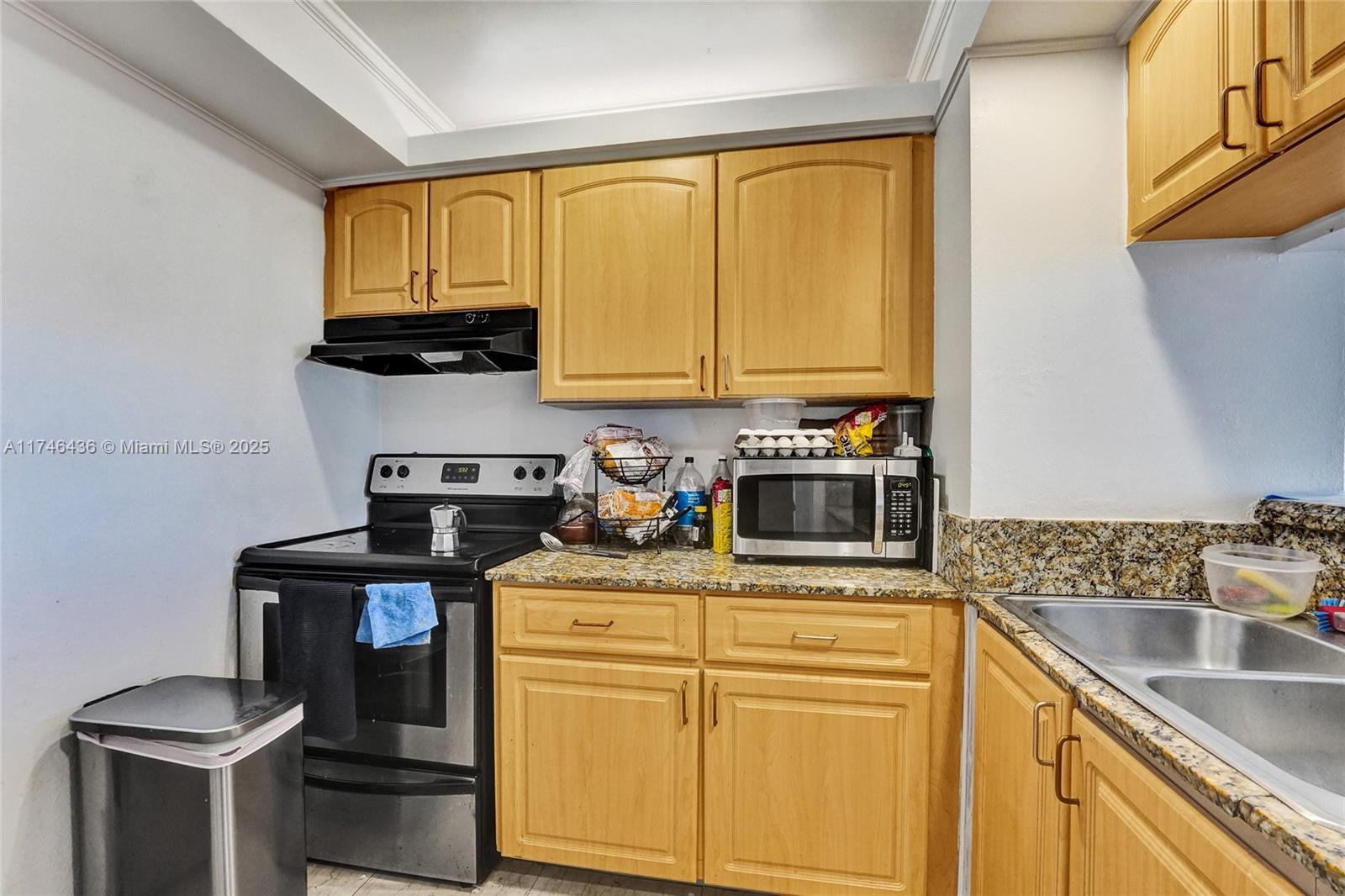 THE GRANDVIEW PALACE COND - Residential