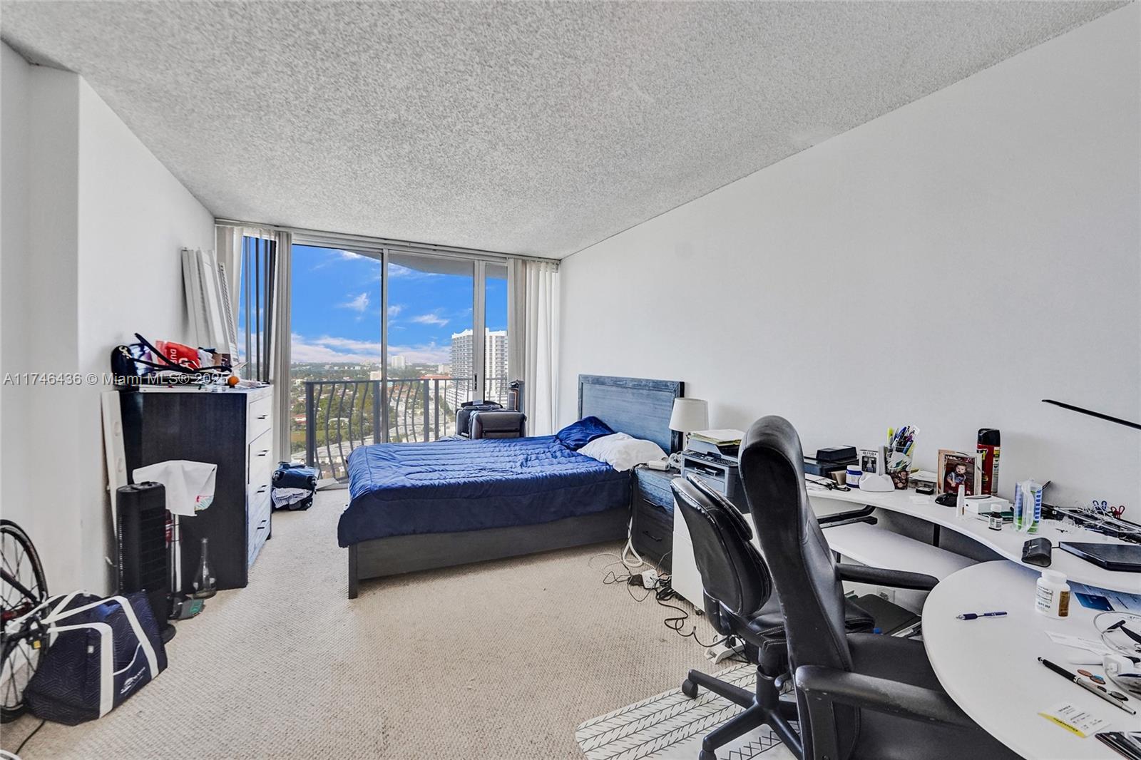 THE GRANDVIEW PALACE COND - Residential