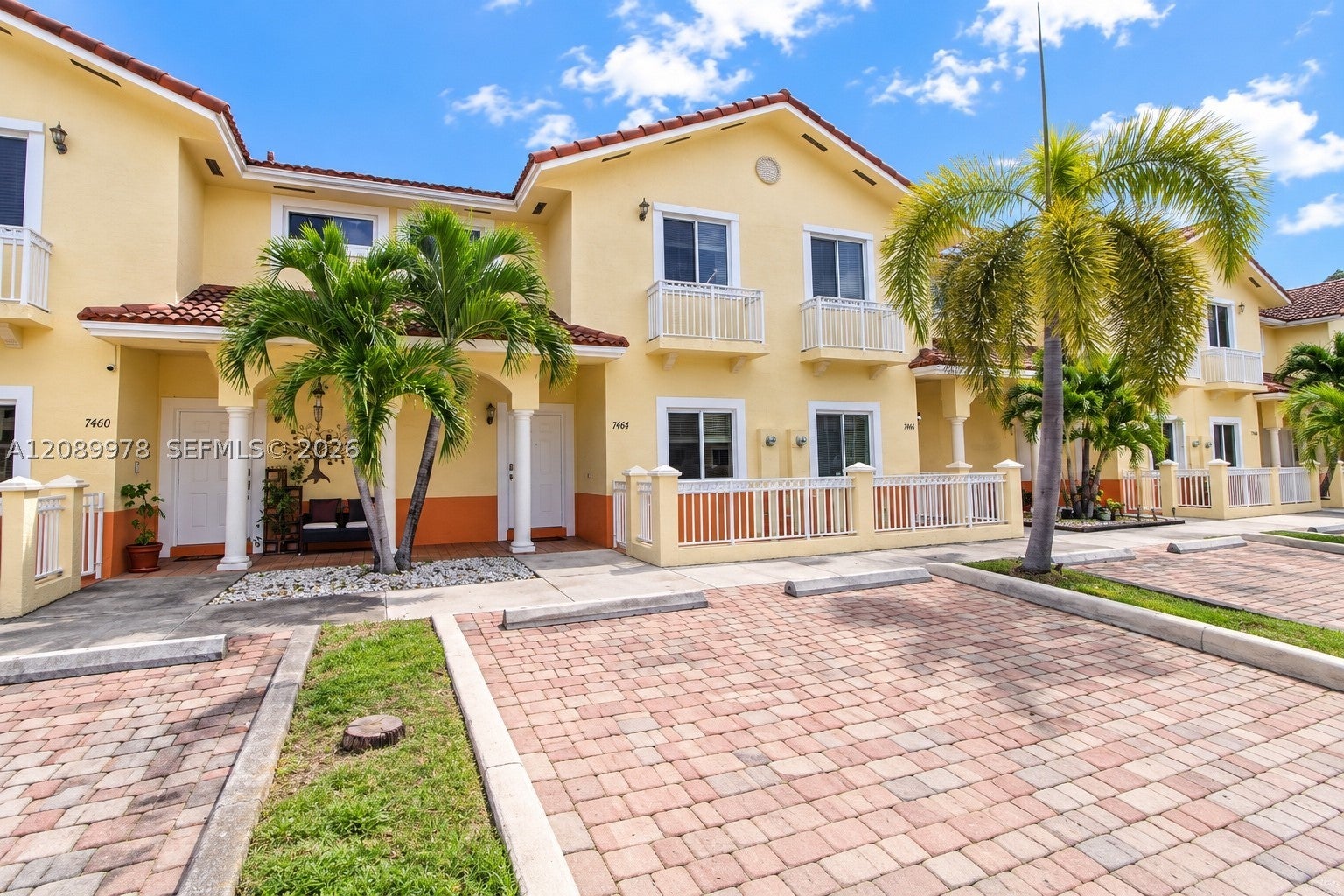 7464 NW 180th St