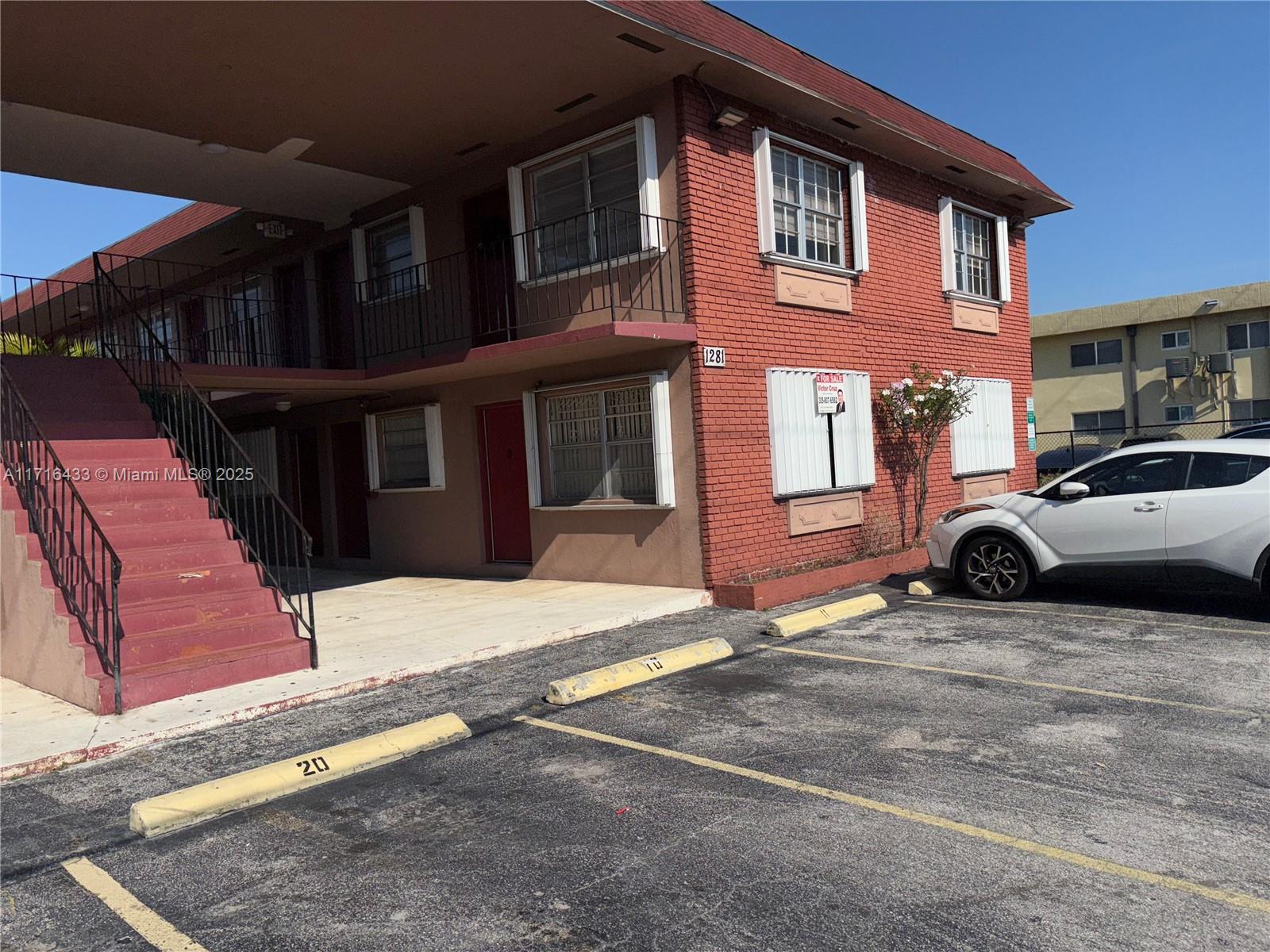 CALUMET CONDO - Residential