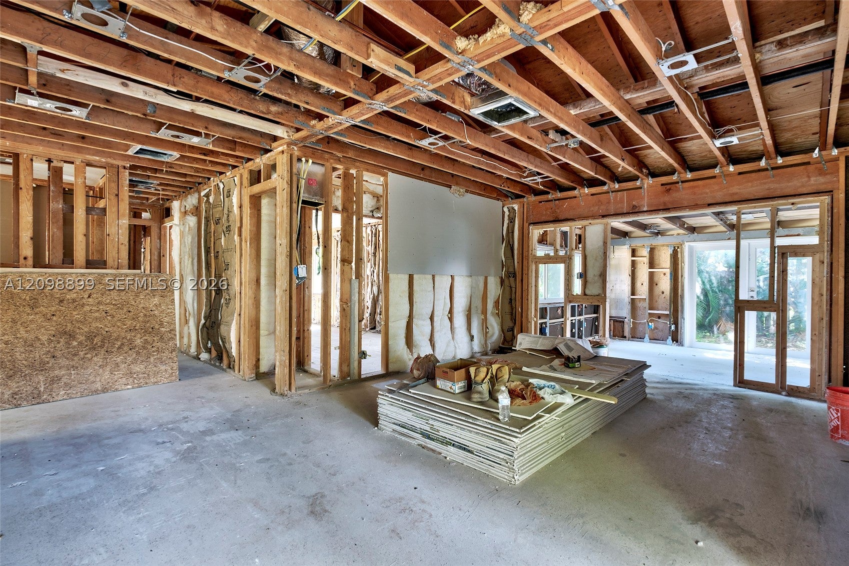 1176 SW 4th St