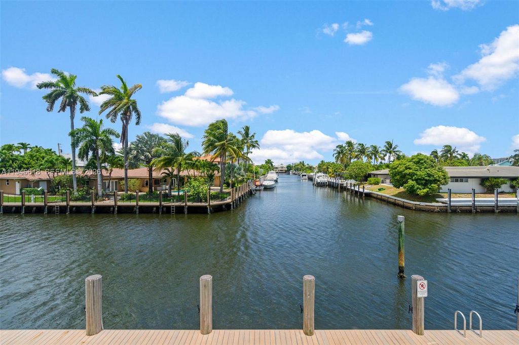 Photo of 3121 NE 51st St #203E, Fort Lauderdale, FL 33308 (MLS # A11946618)