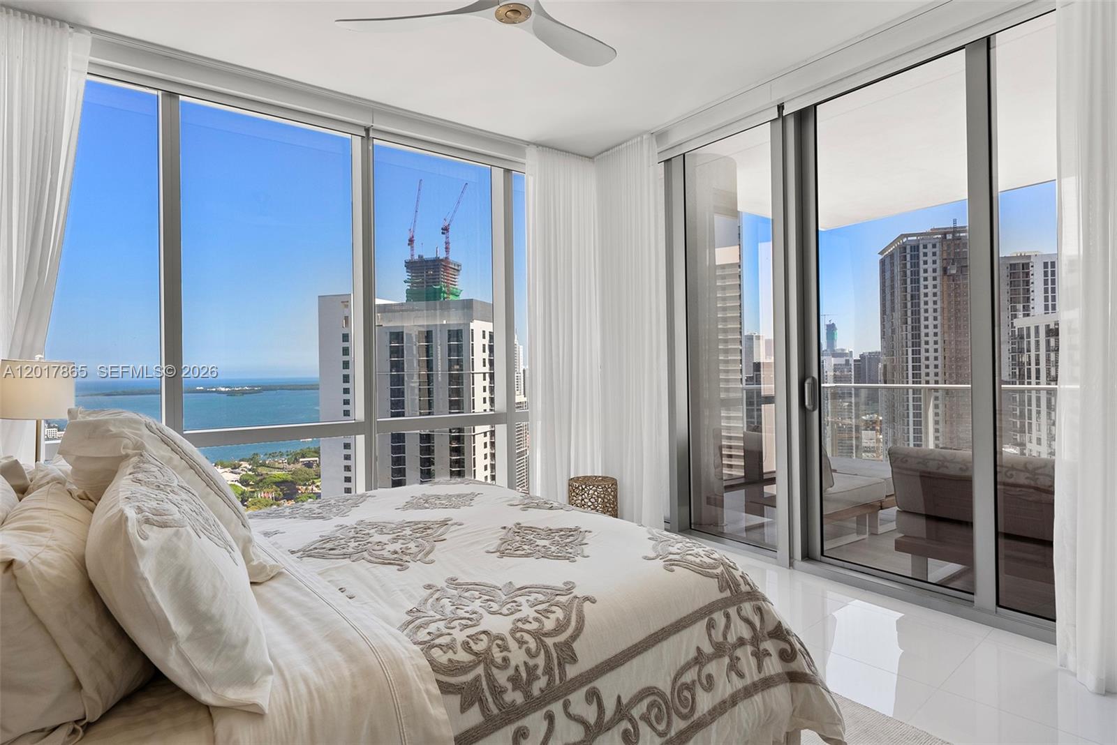 PARAMOUNT MIAMI WORLDCENT - Residential