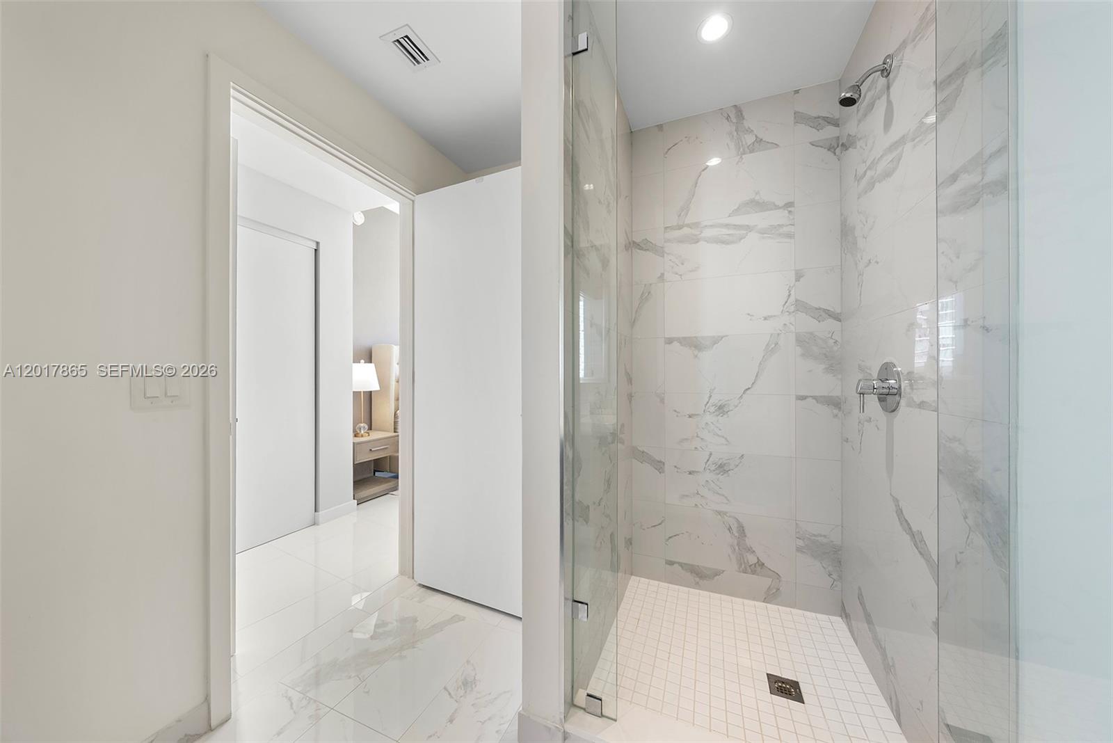 PARAMOUNT MIAMI WORLDCENT - Residential
