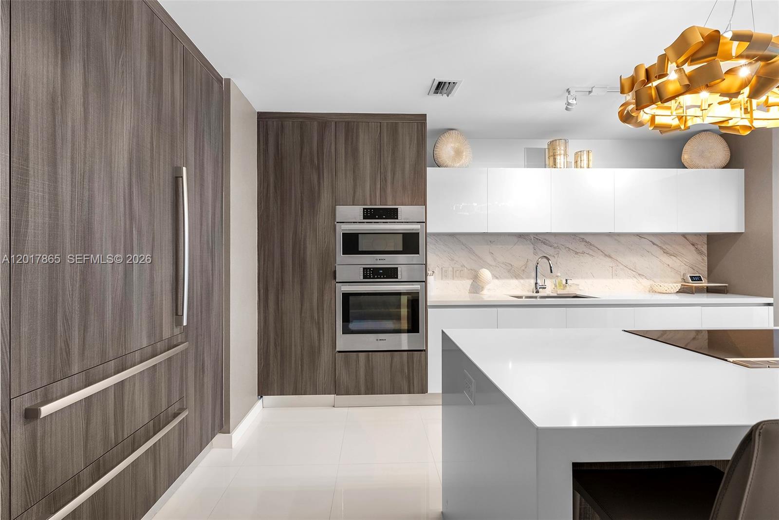 PARAMOUNT MIAMI WORLDCENT - Residential