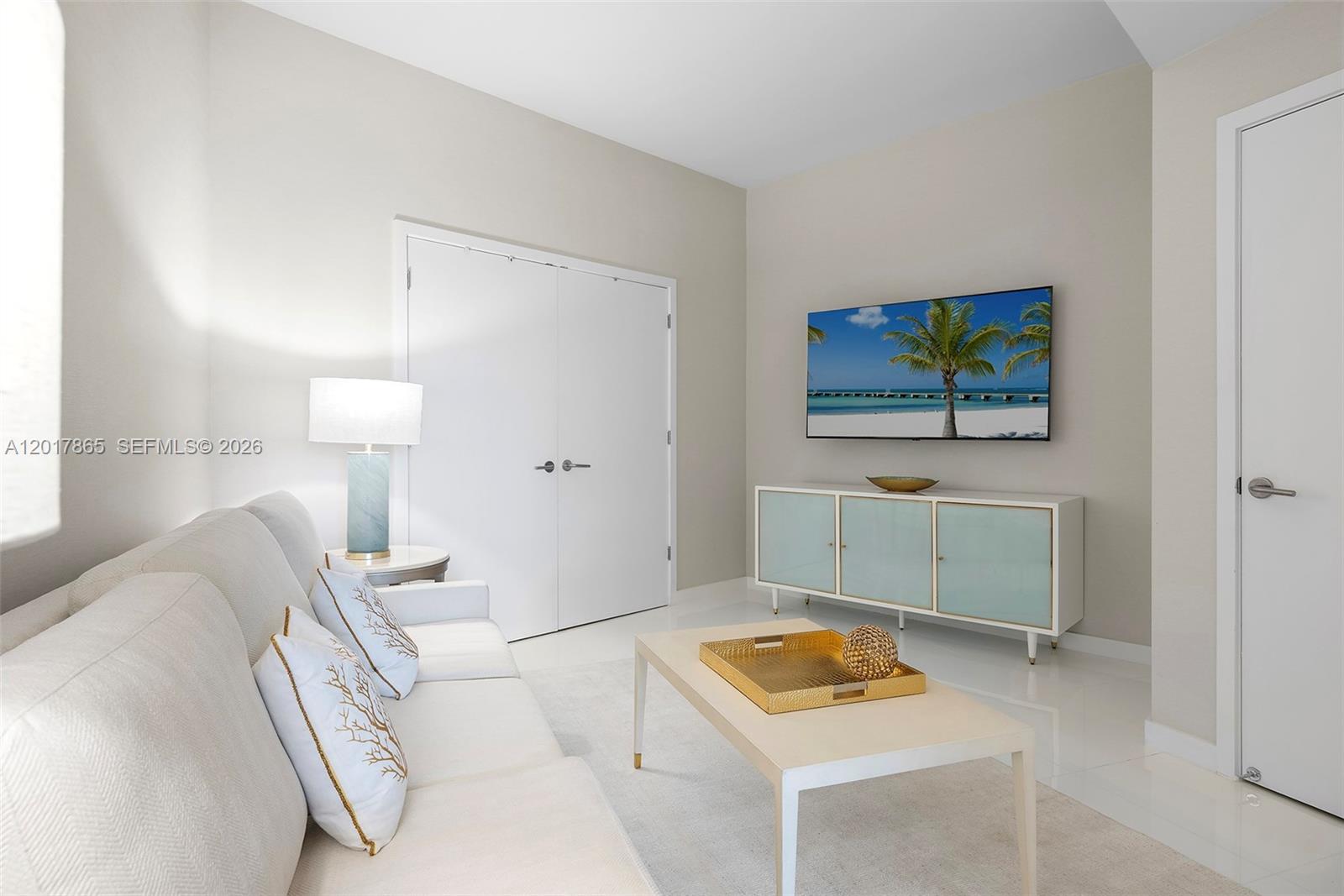 PARAMOUNT MIAMI WORLDCENT - Residential