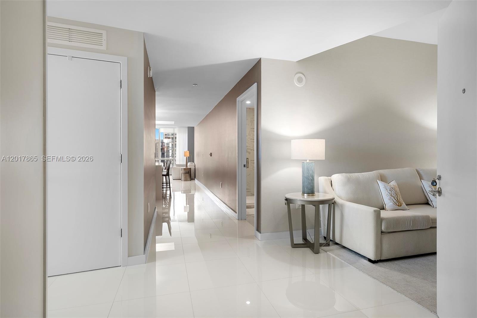 PARAMOUNT MIAMI WORLDCENT - Residential