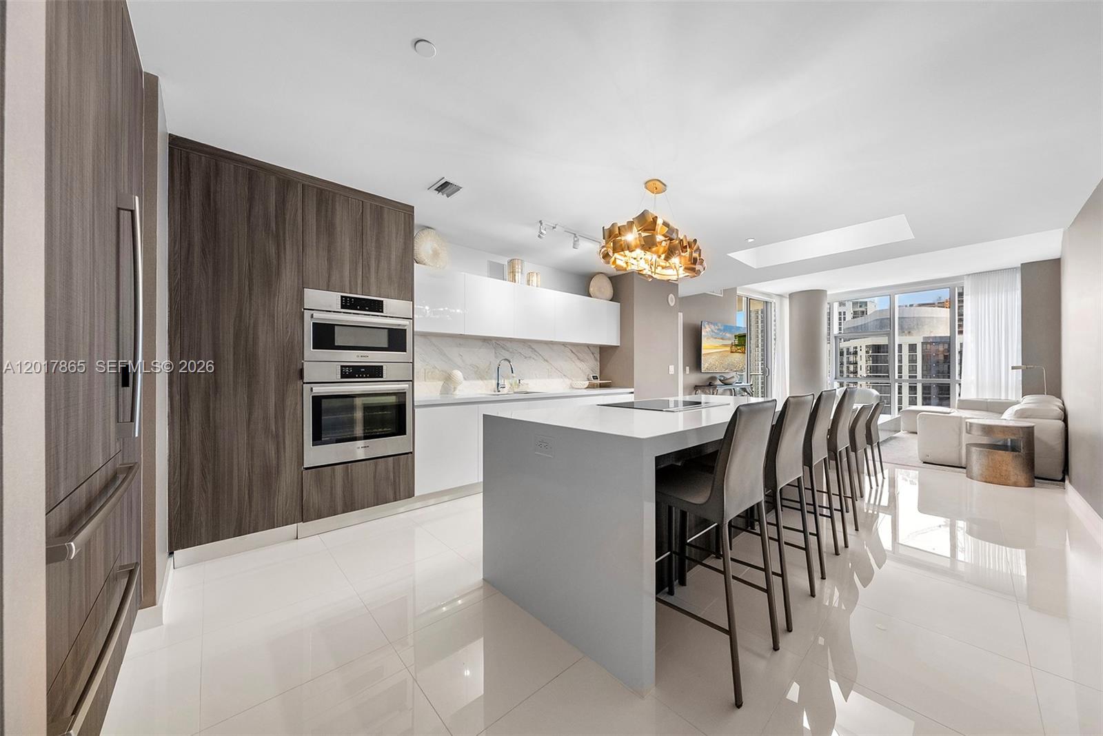 PARAMOUNT MIAMI WORLDCENT - Residential