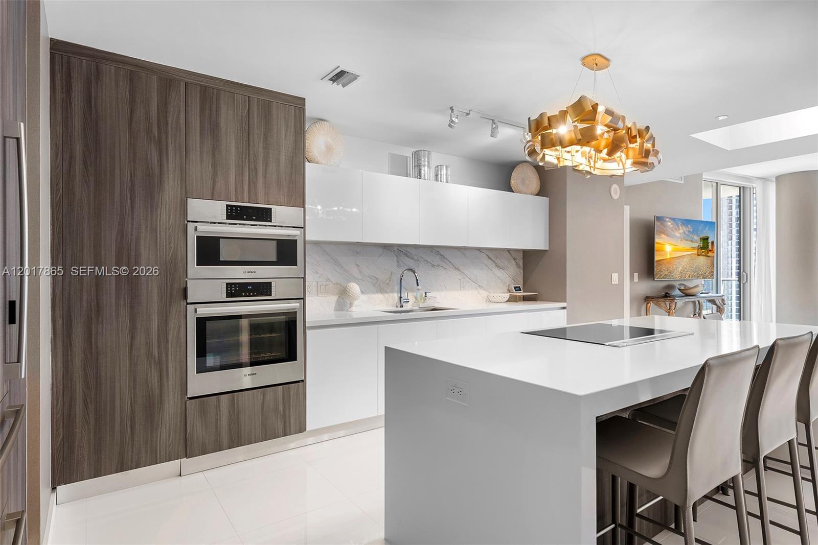 PARAMOUNT MIAMI WORLDCENT - Residential