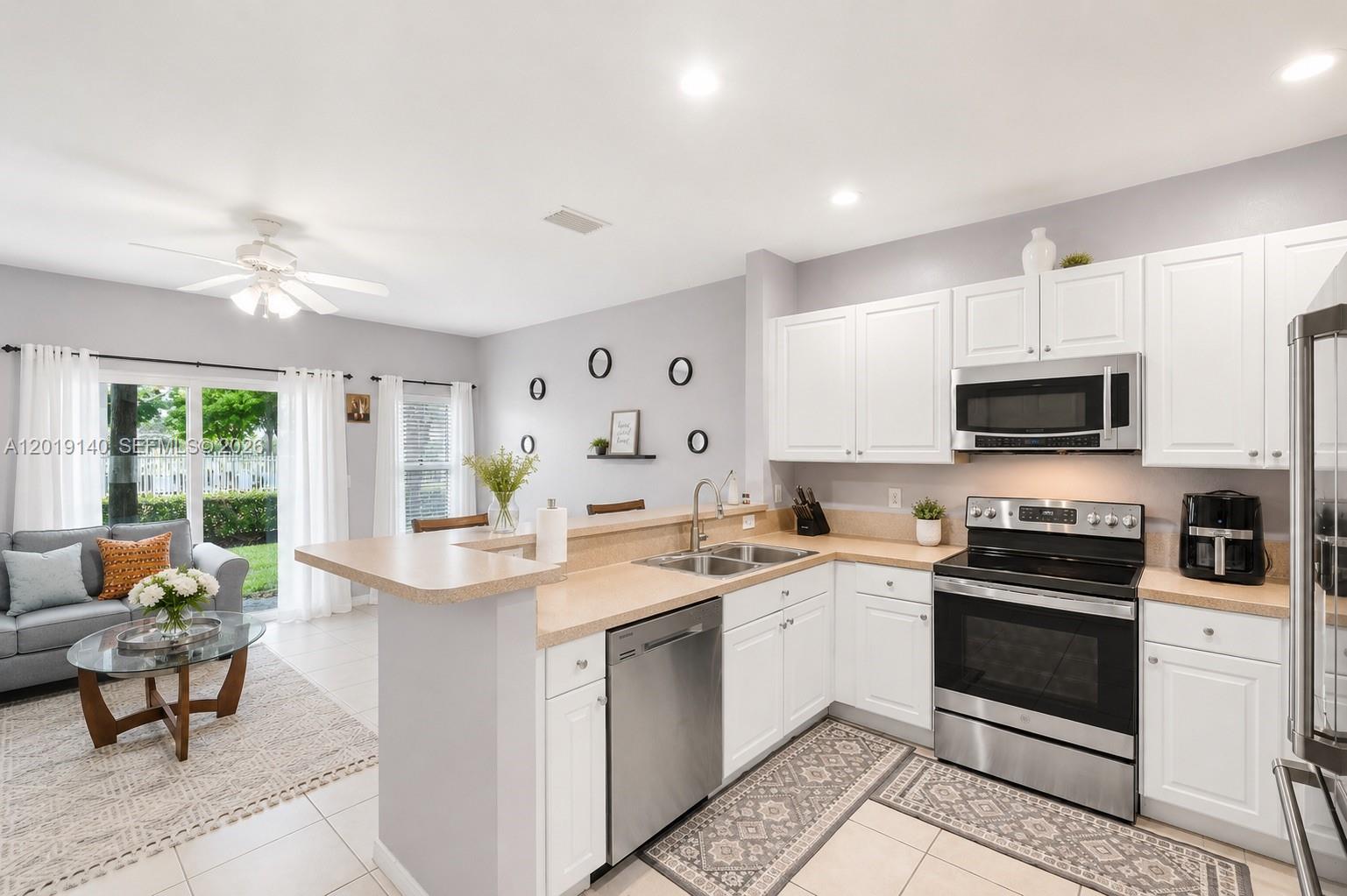 CAMBRIDGE PARK - Residential