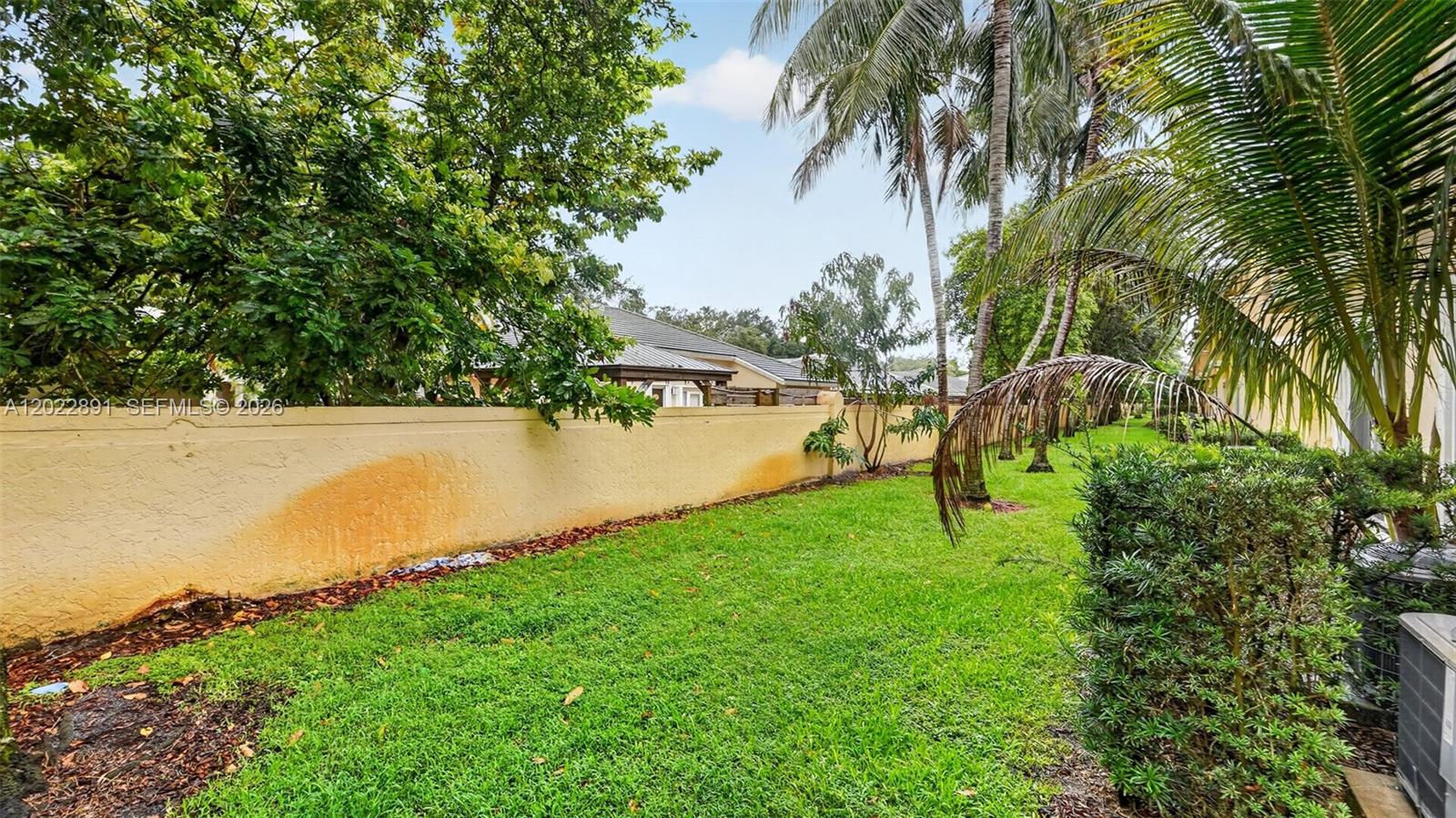 VILLAGE WALK - Residential