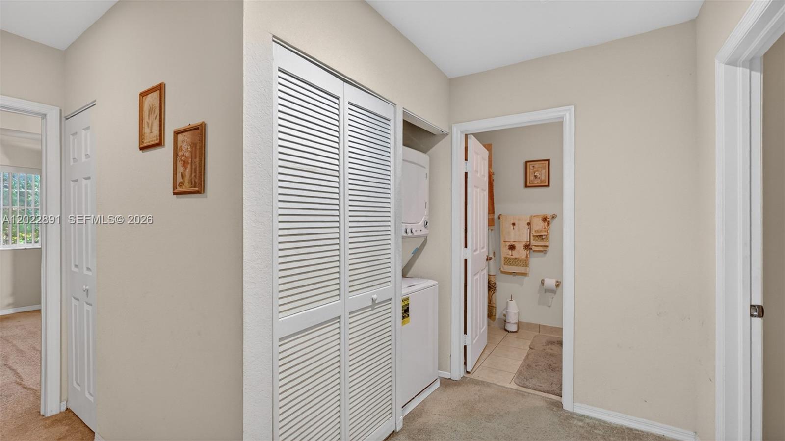 VILLAGE WALK - Residential