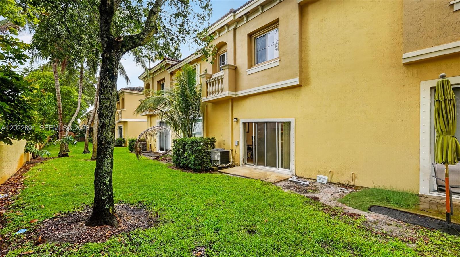 VILLAGE WALK - Residential