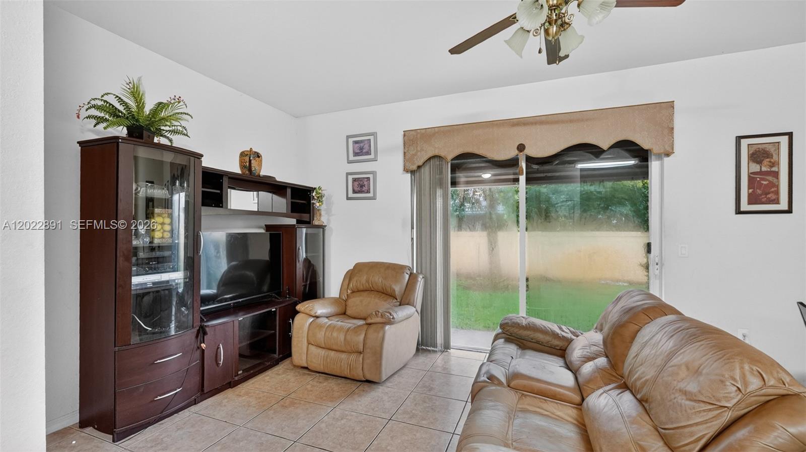 VILLAGE WALK - Residential