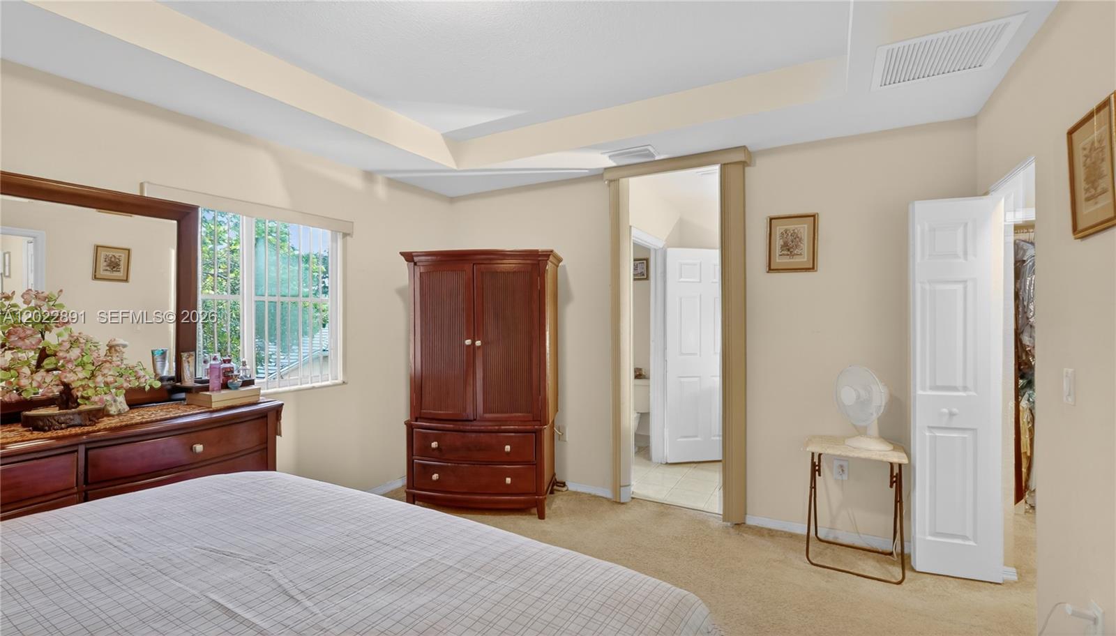 VILLAGE WALK - Residential