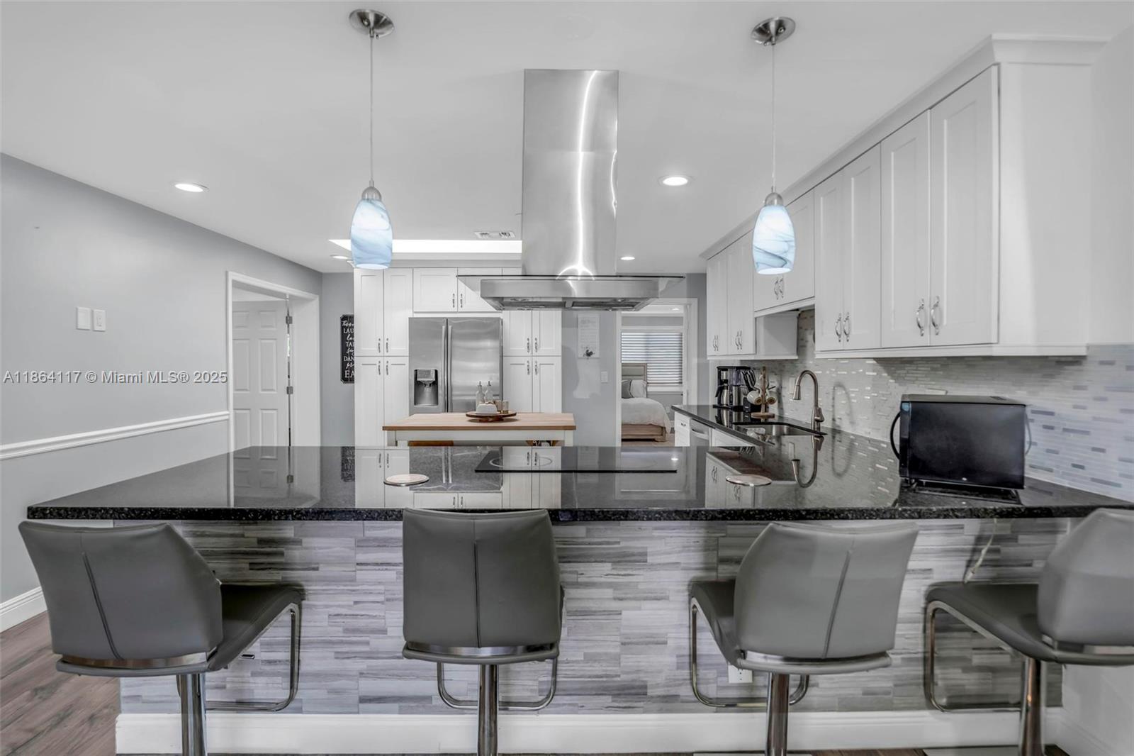 SUMMERTIME ISLES - Residential