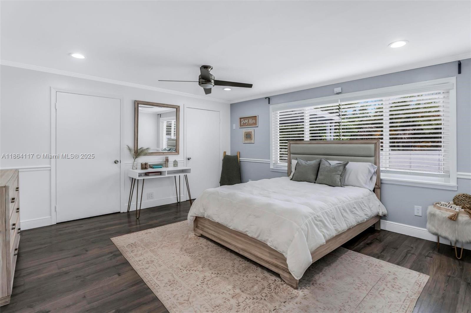 SUMMERTIME ISLES - Residential