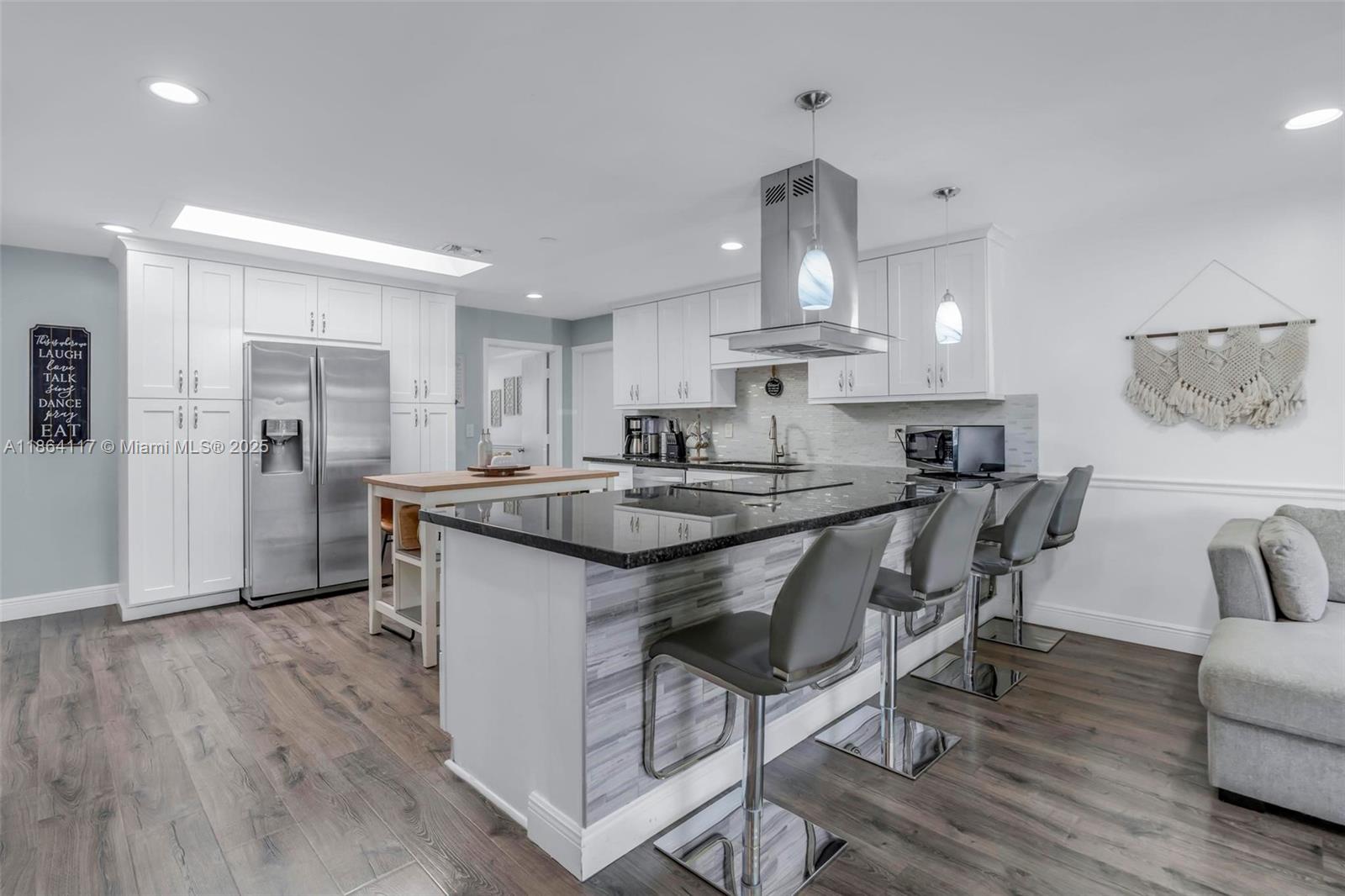 SUMMERTIME ISLES - Residential