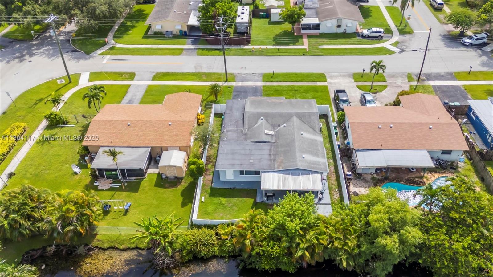 SUMMERTIME ISLES - Residential