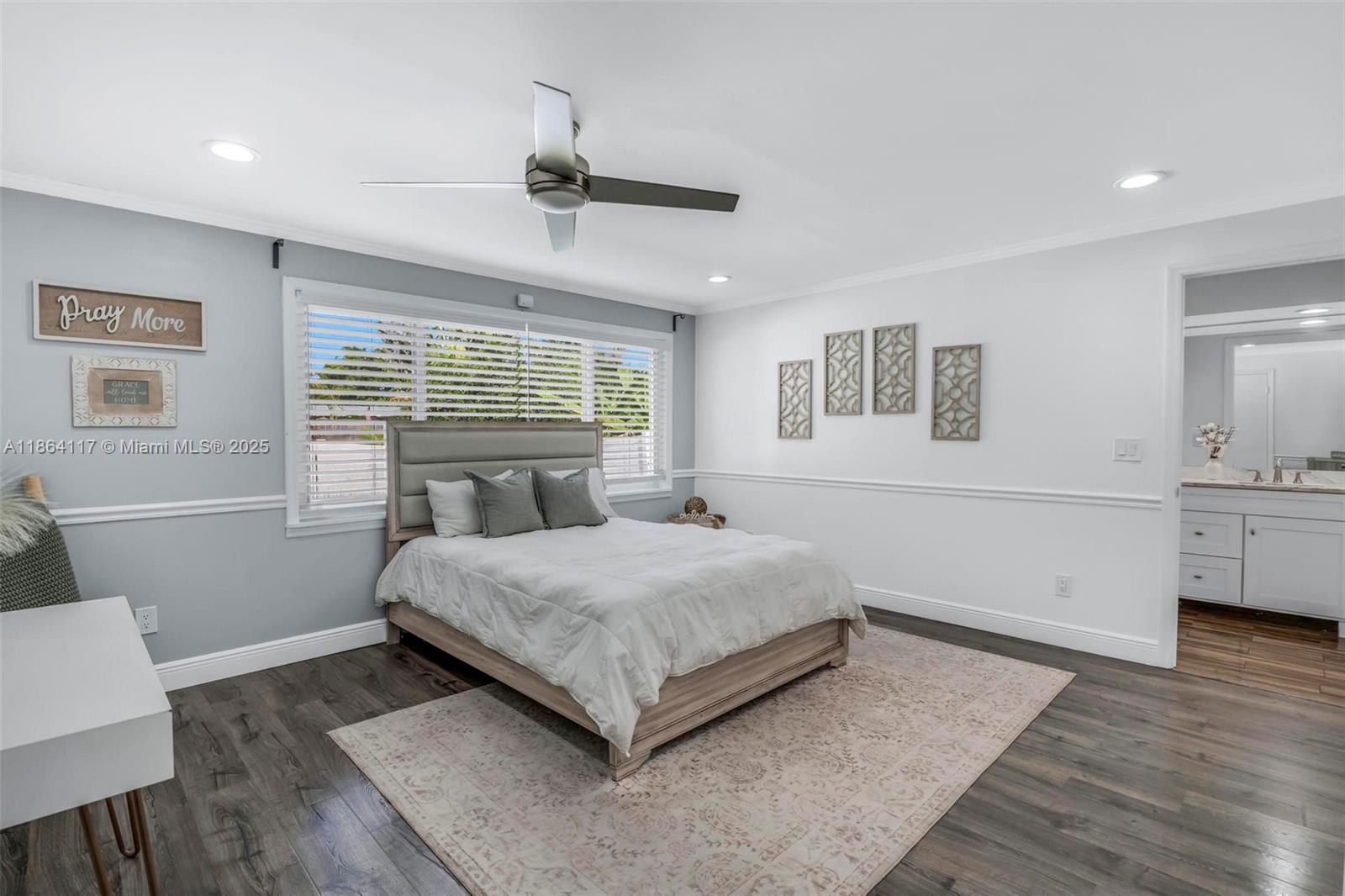 SUMMERTIME ISLES - Residential