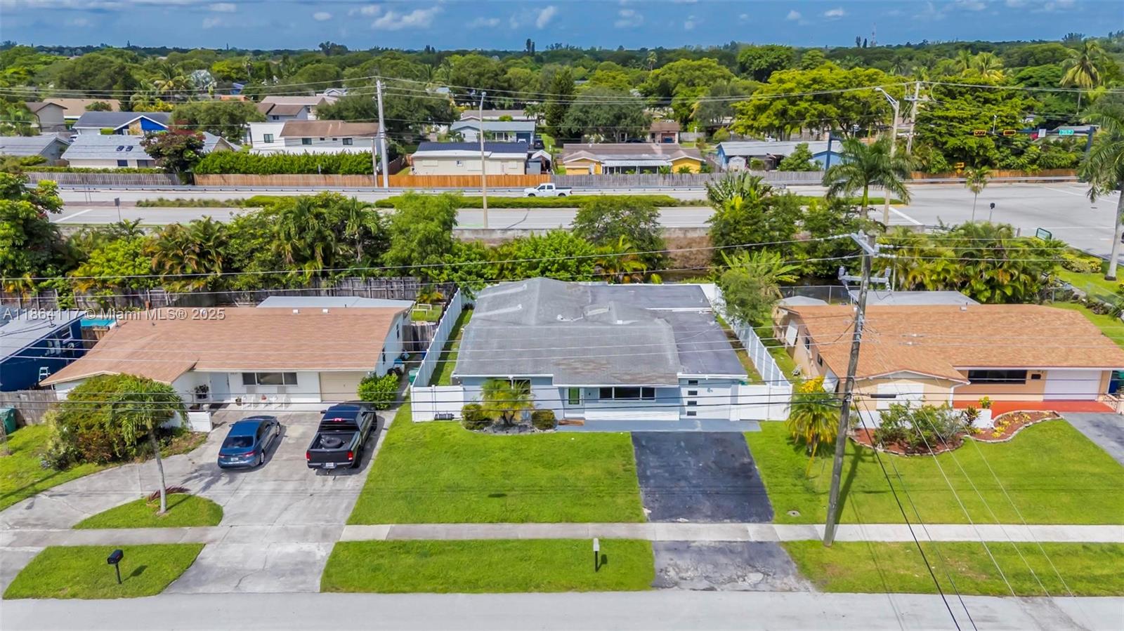 SUMMERTIME ISLES - Residential