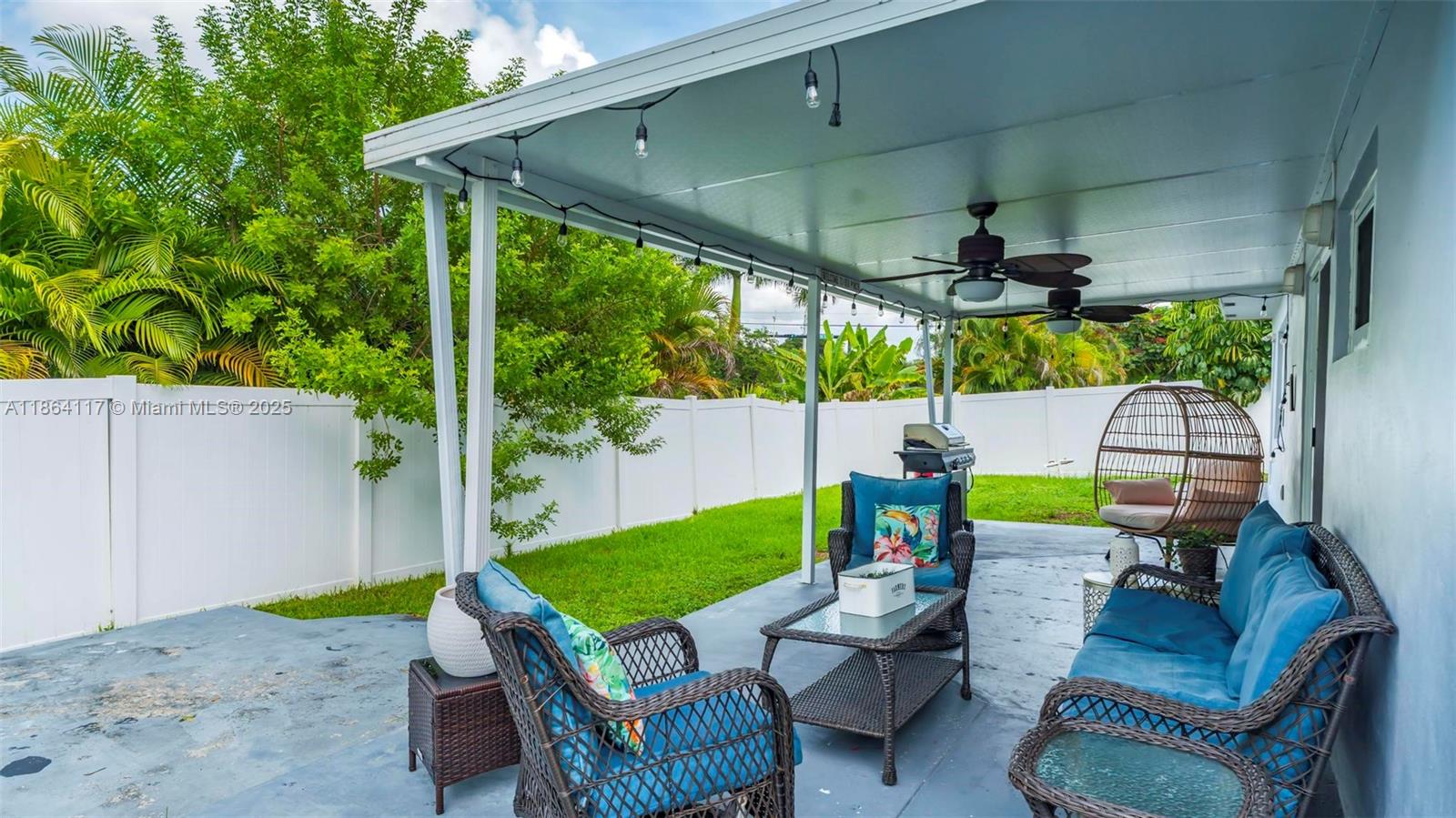 SUMMERTIME ISLES - Residential