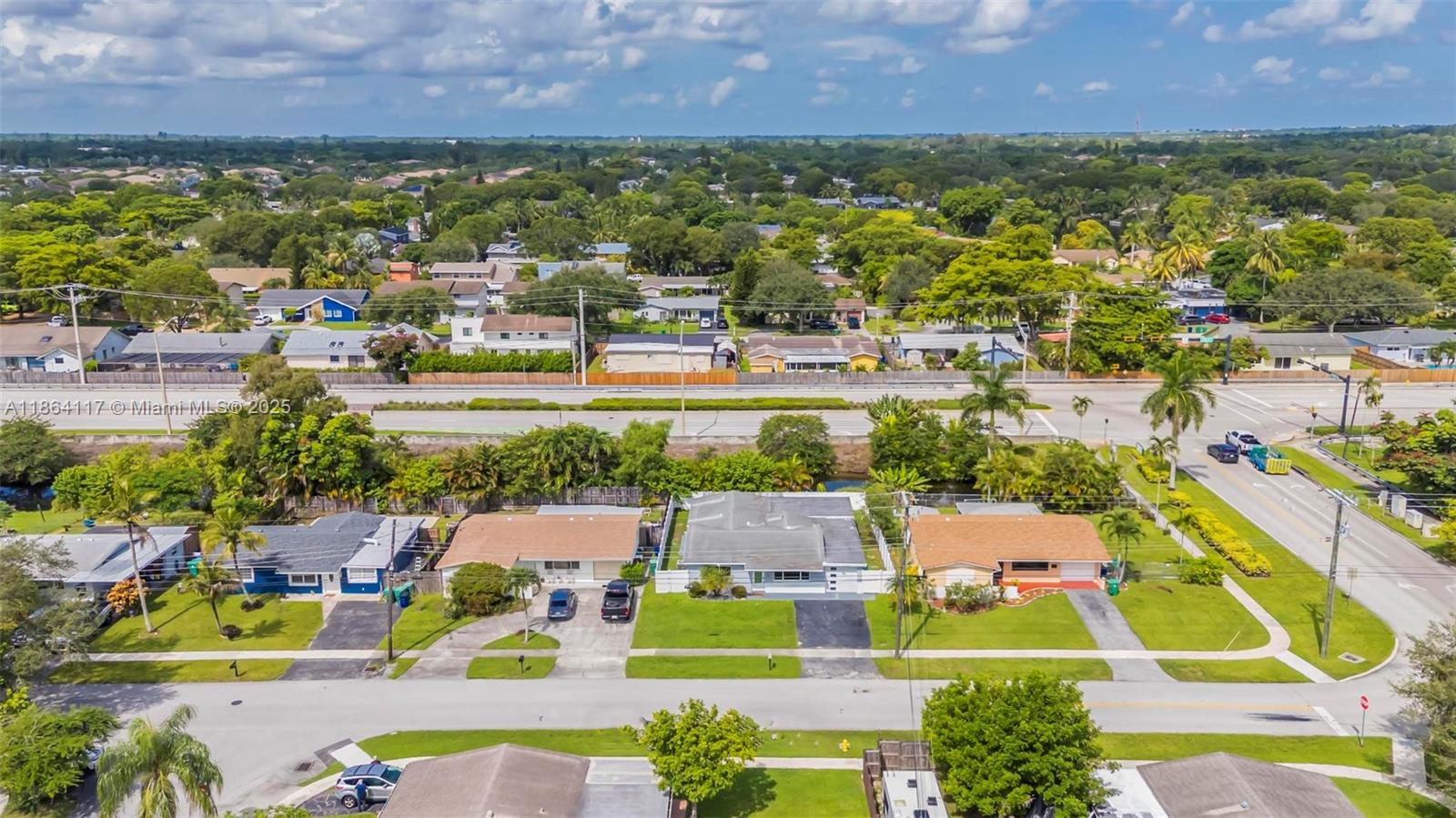 SUMMERTIME ISLES - Residential