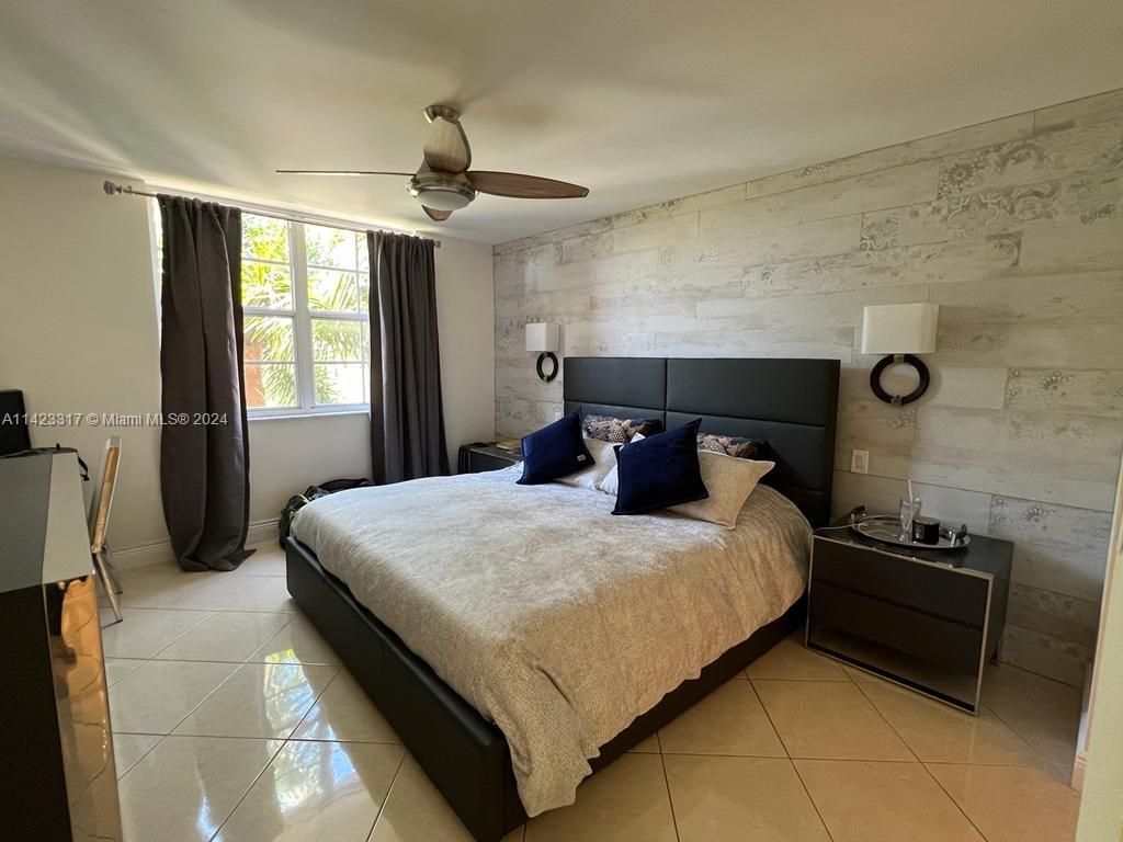 YACHT CLUB AT AVENTURA - Residential Lease