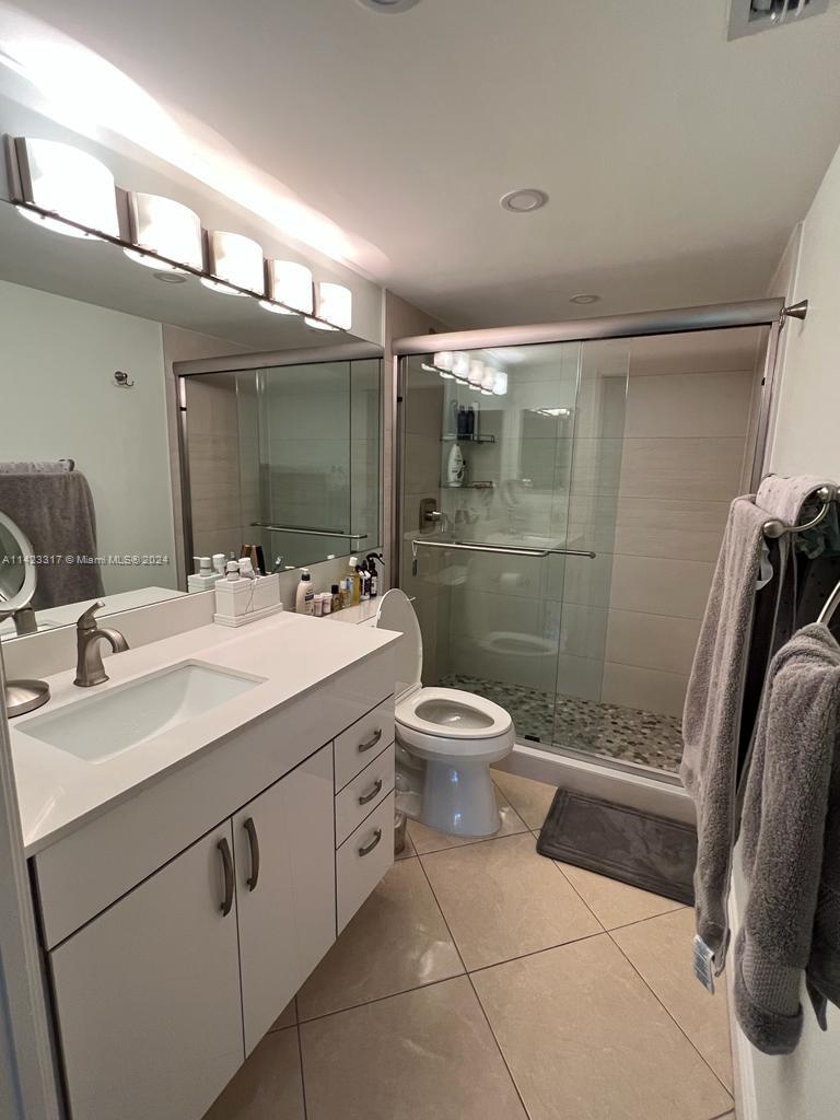 YACHT CLUB AT AVENTURA - Residential Lease