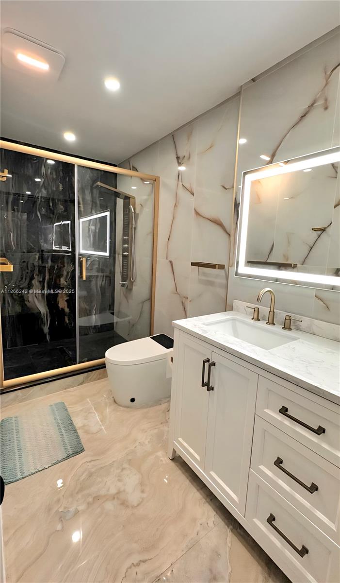 VILLAS AT CARRIAGE HILLS - Residential