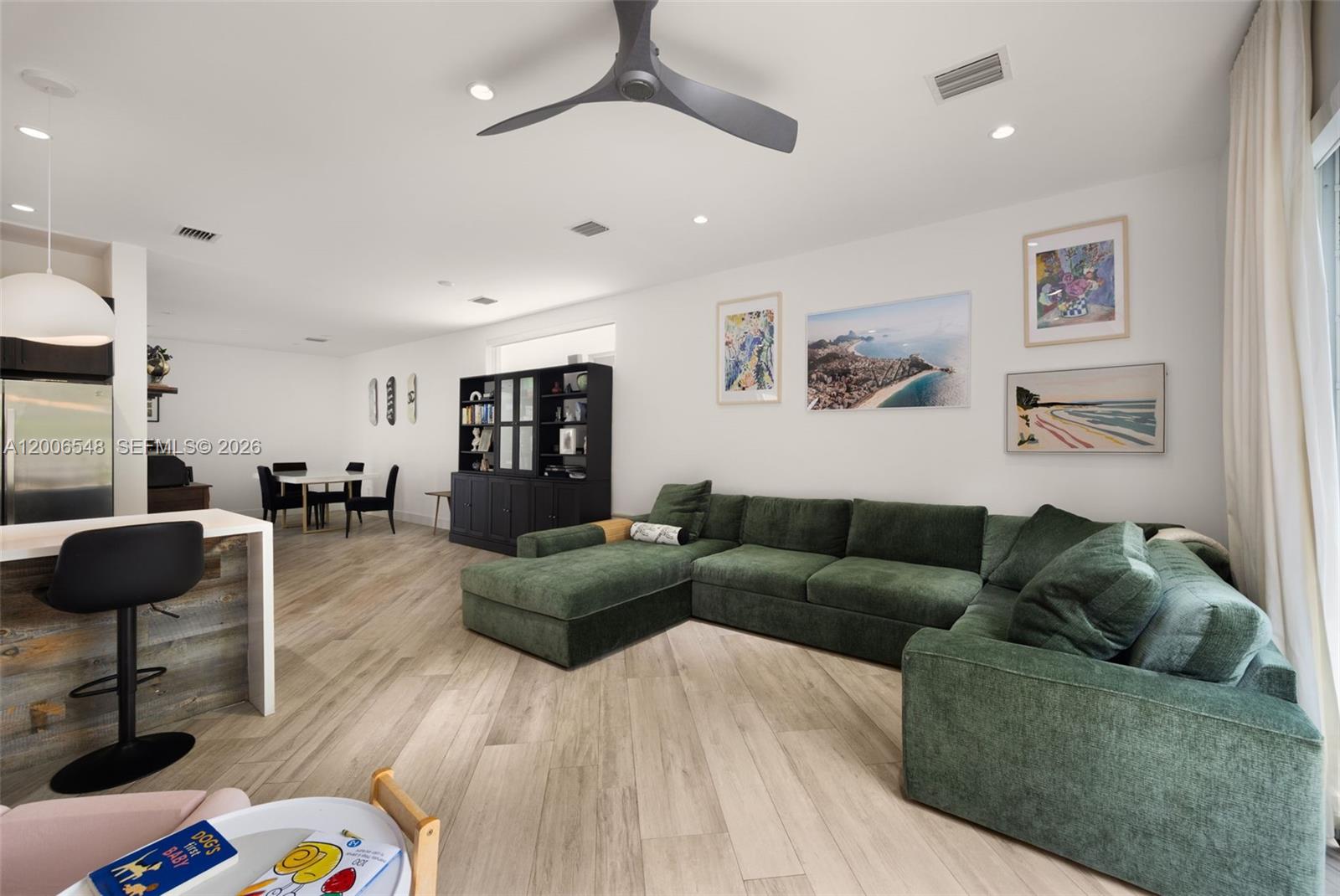 SOUTH BAY ESTATES - Residential