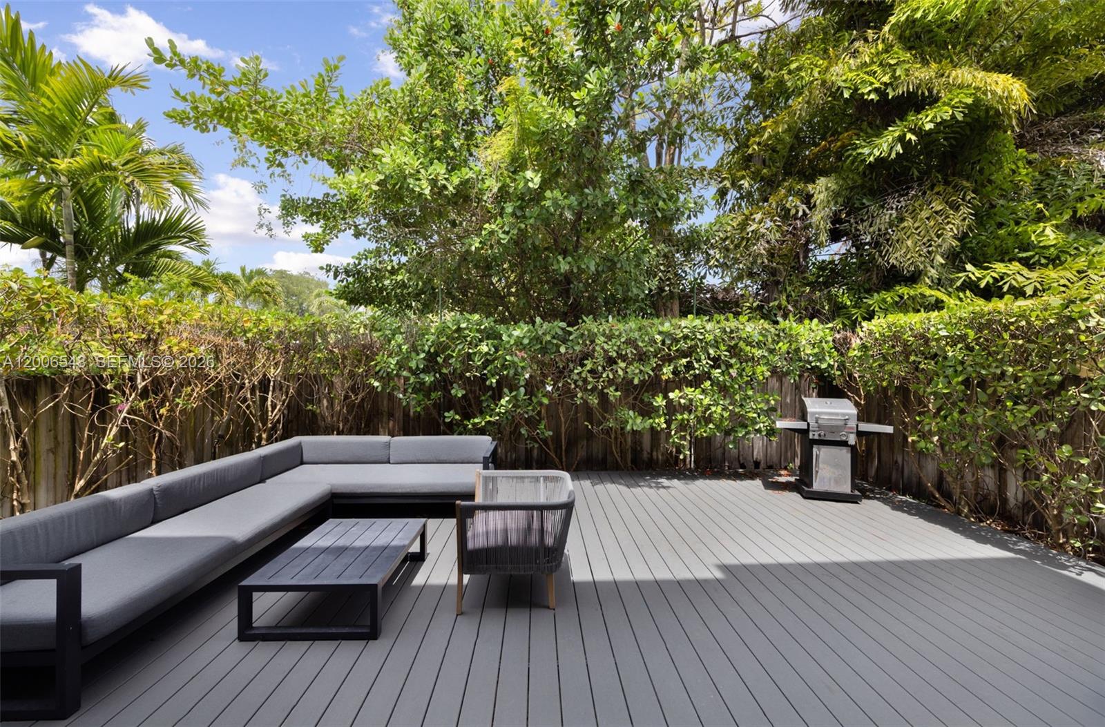 SOUTH BAY ESTATES - Residential