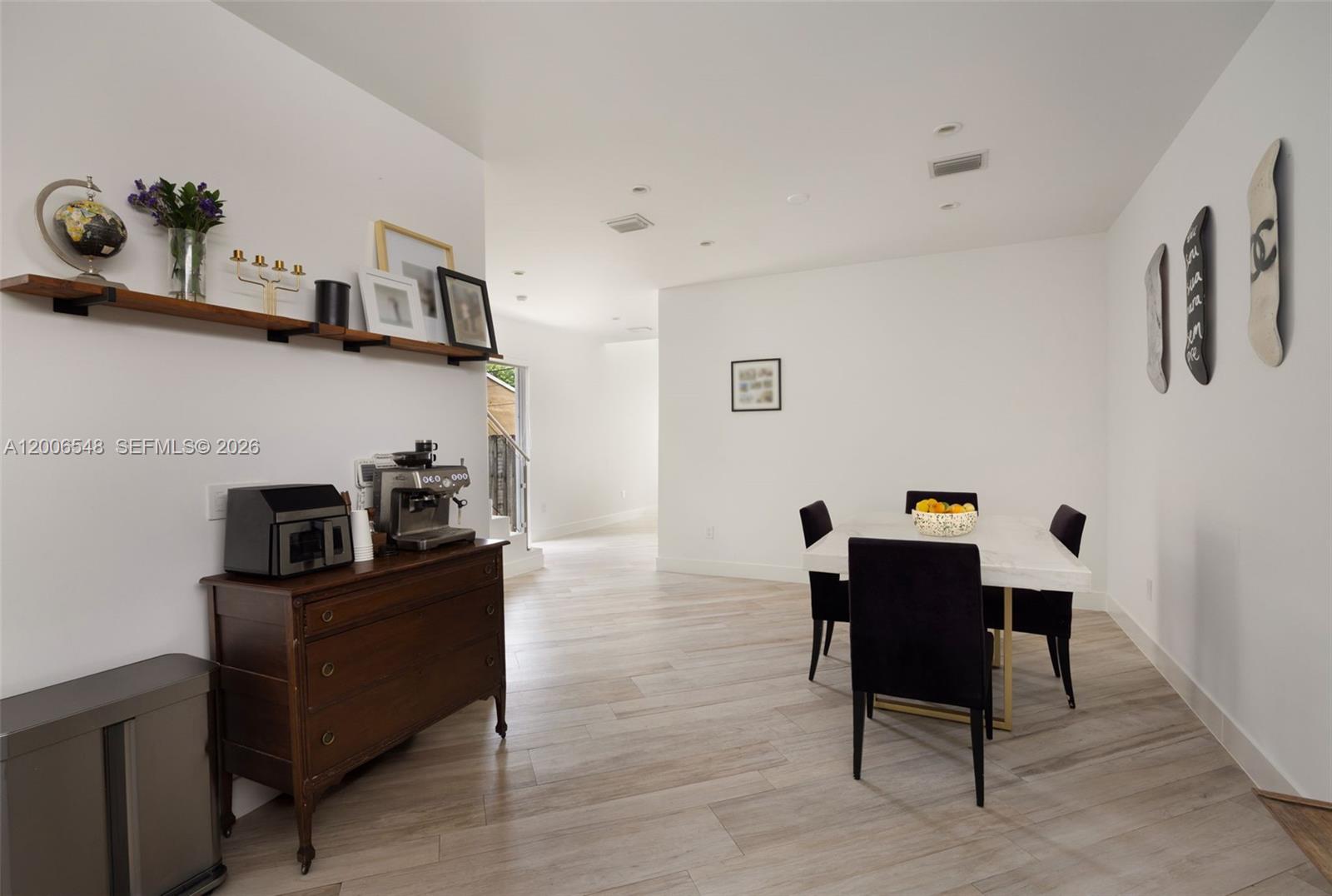 SOUTH BAY ESTATES - Residential