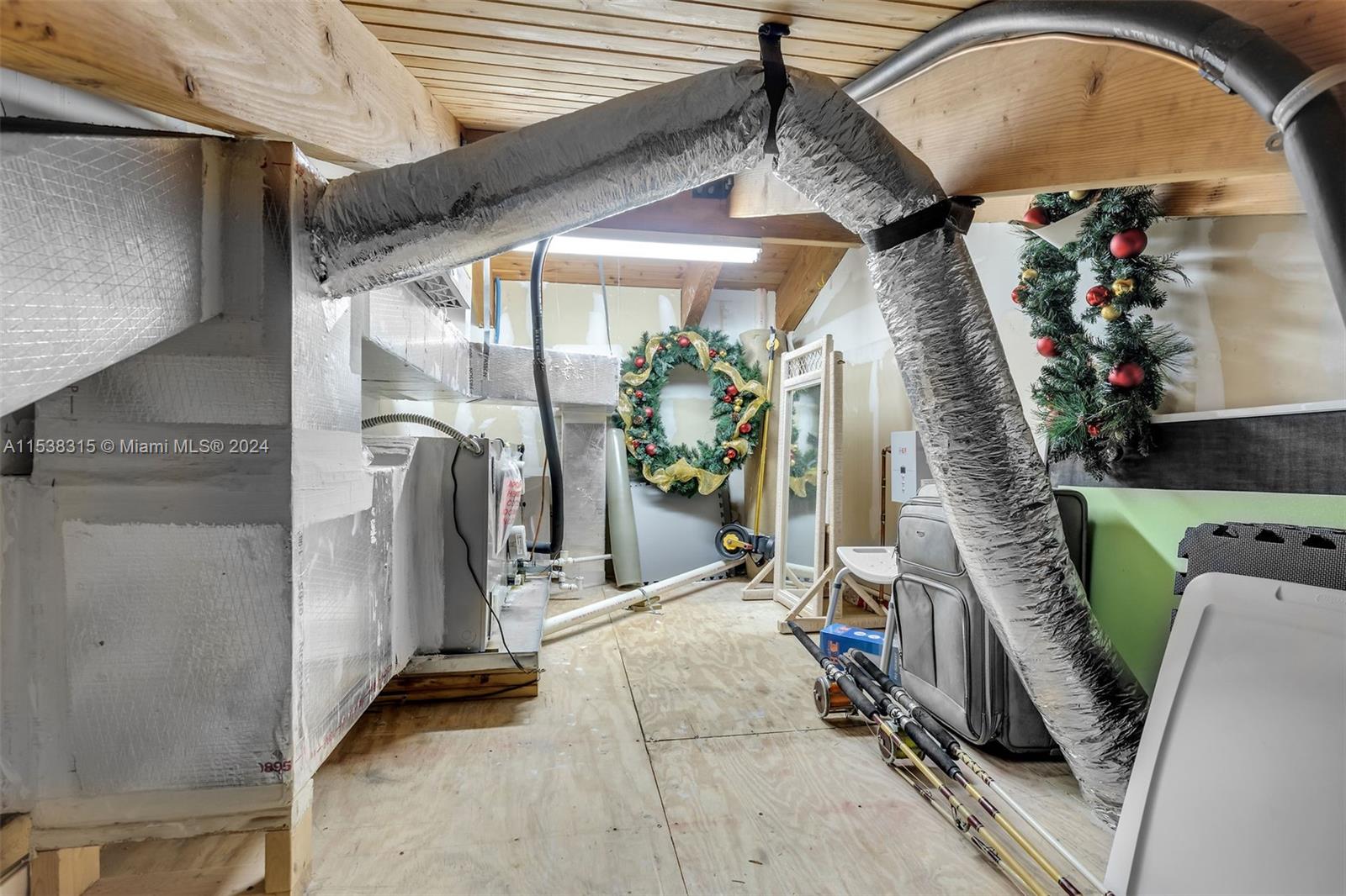 PLANTATION KEY COLONY REV - Residential