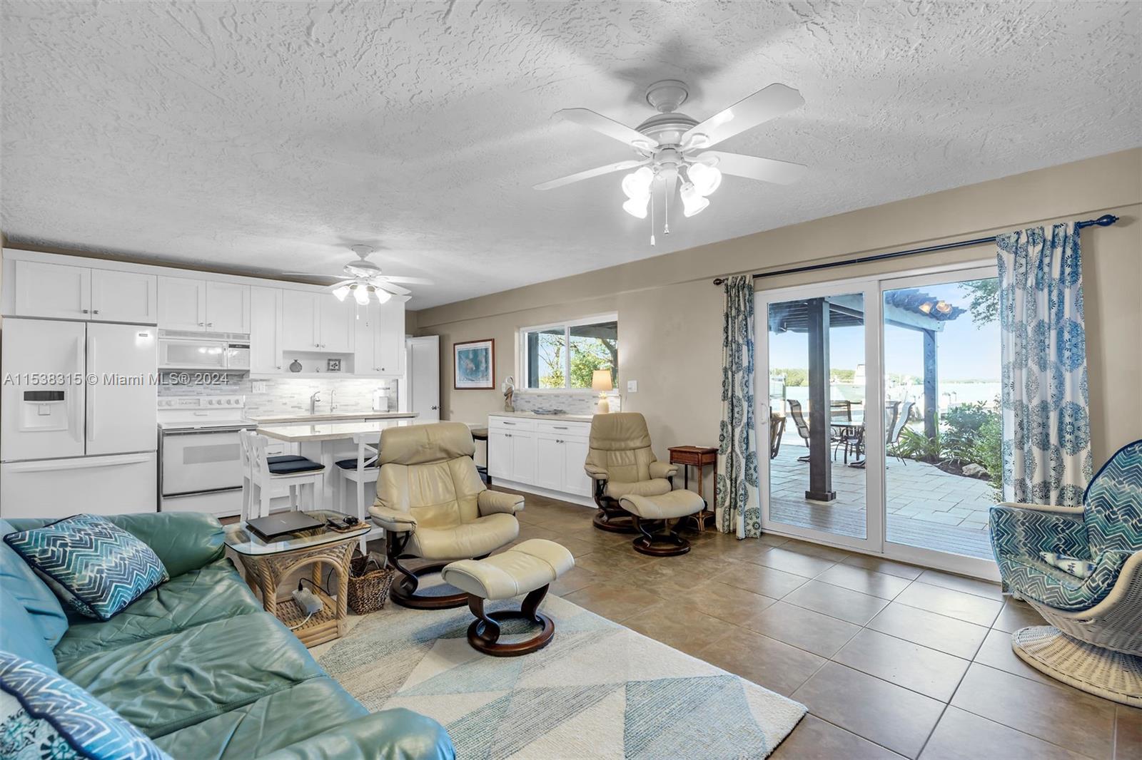 PLANTATION KEY COLONY REV - Residential