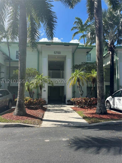 Photo of 5300 NW 87th Ave #1007, Doral, FL 33178 (MLS # A12101557)