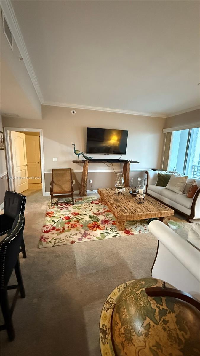 RADIUS CONDO - Residential