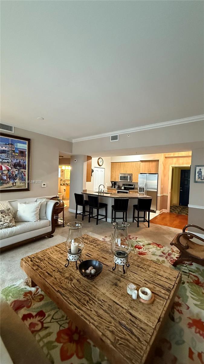 RADIUS CONDO - Residential