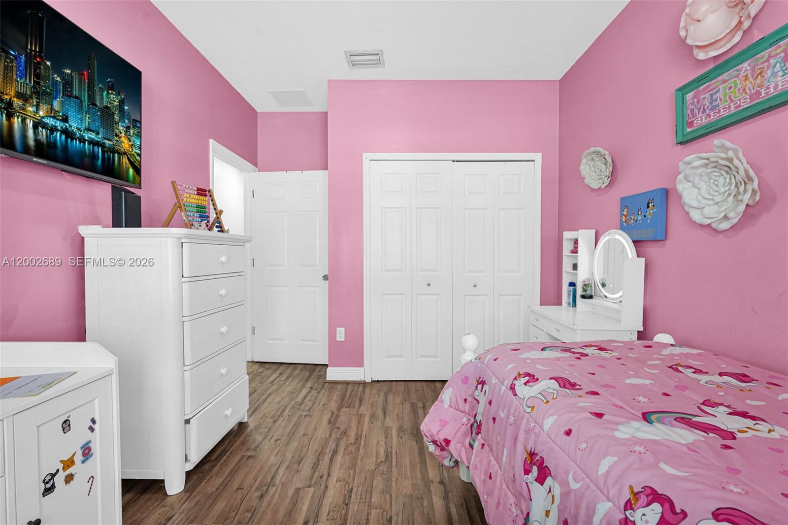 PACIFICA ESTATES - Residential