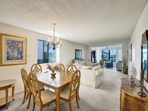 Condominium in Tamarac FL 9651 Belfort Cir Cir 7.jpg